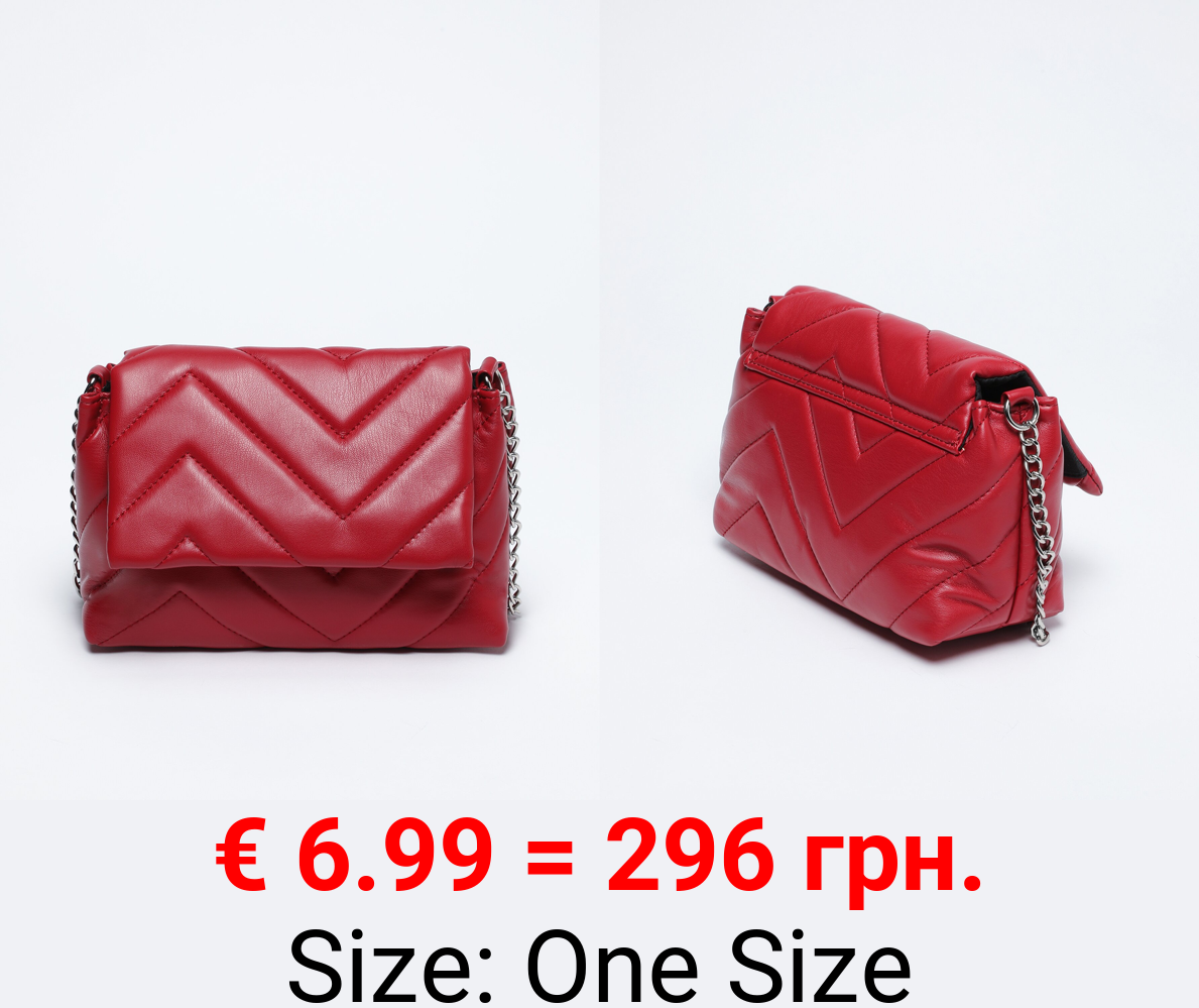 Crossbody bag with flap