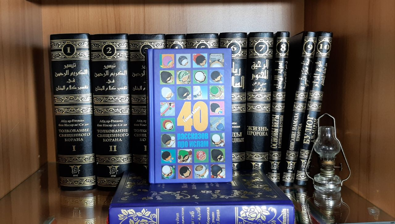 История 40 книг