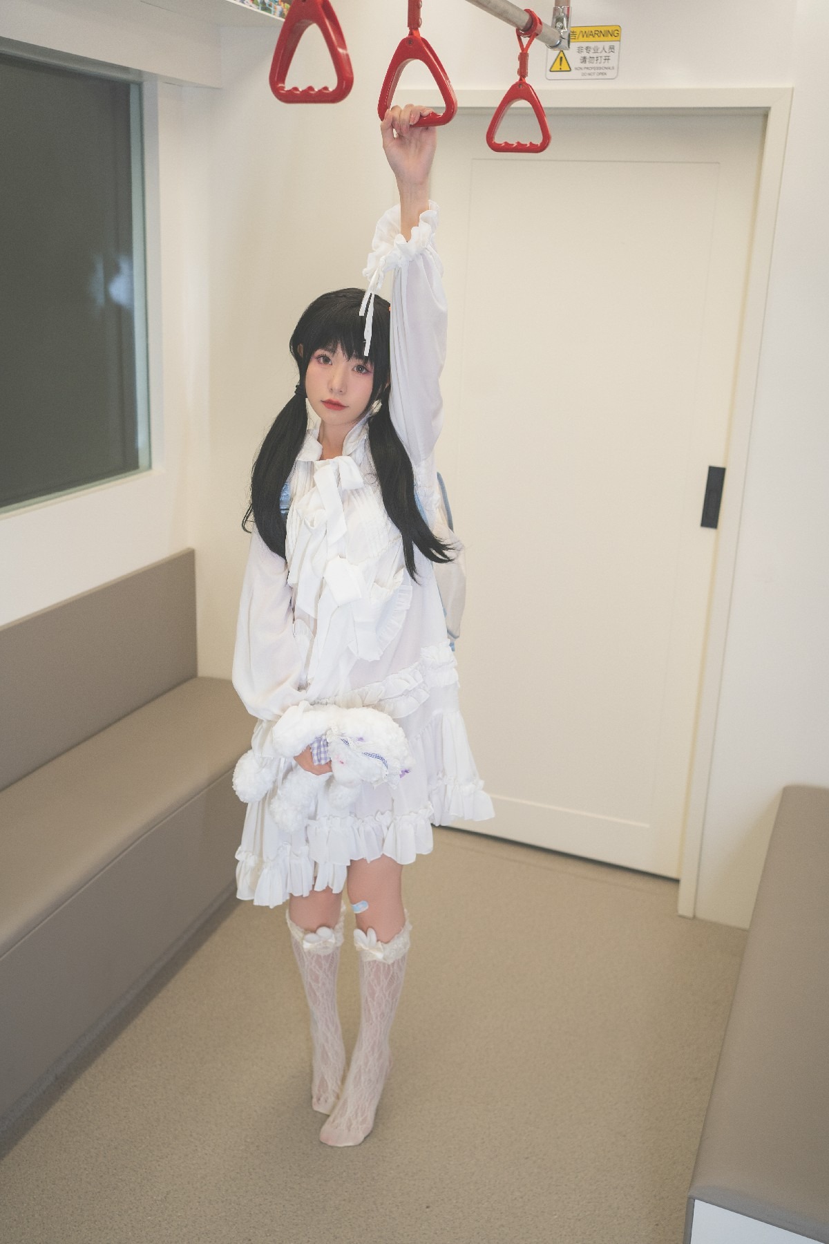 爆机少女喵小吉 - 末班地铁 3