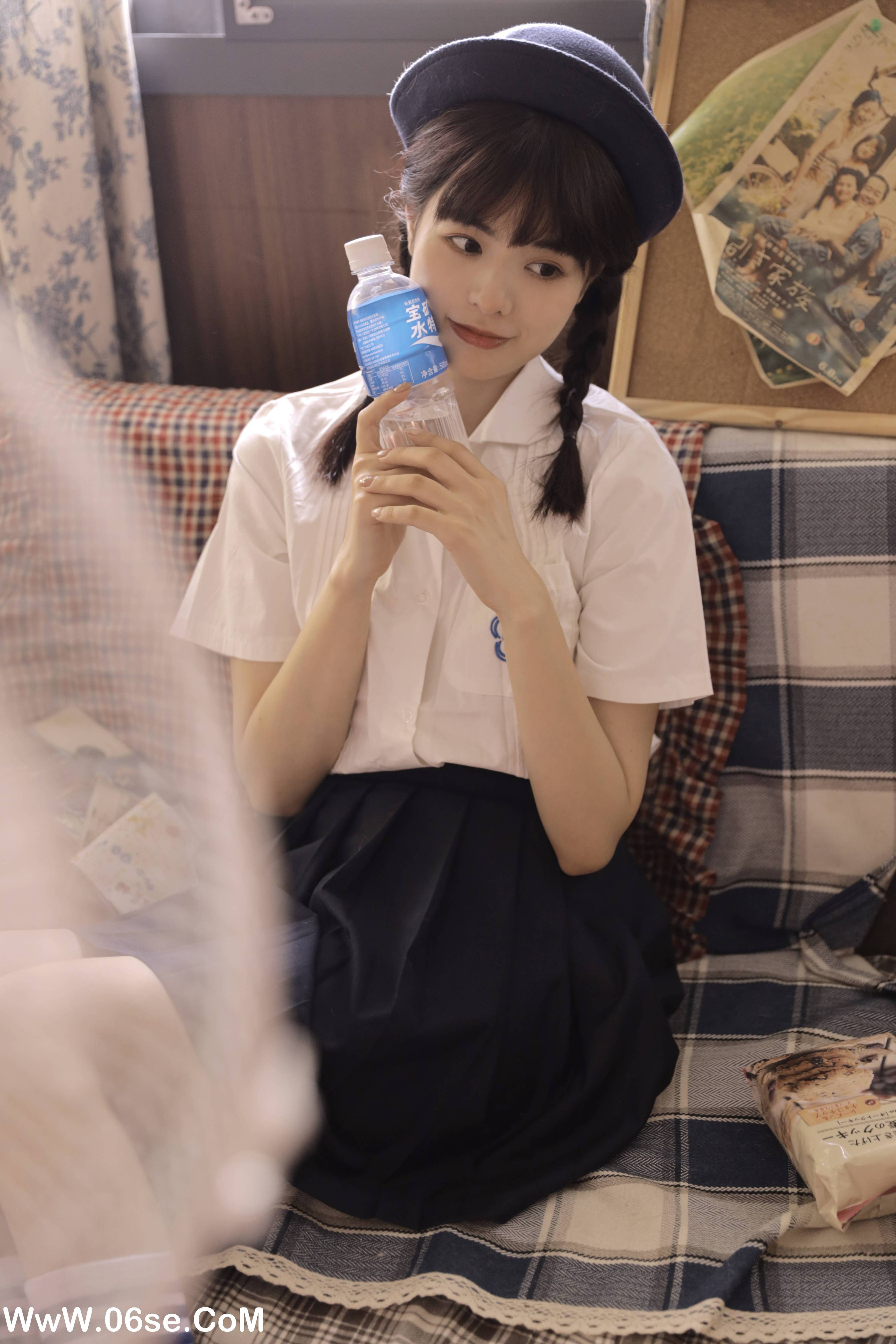 图片[4]-[YITUYU艺图语]2022.10.29 制服女孩 小谢[22+1P／202MB]-六色网