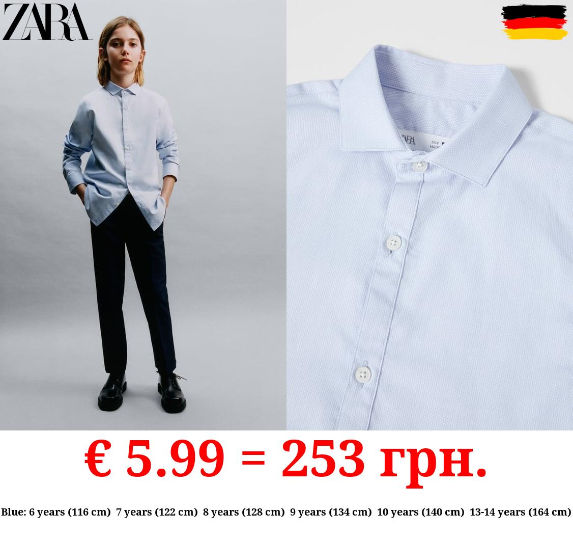 DRESS SHIRT WITH SPREAD COLLAR