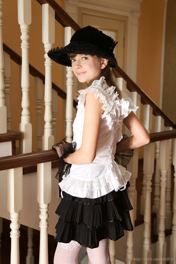 [Image: 50a8e7292dddef33cede5.jpg]