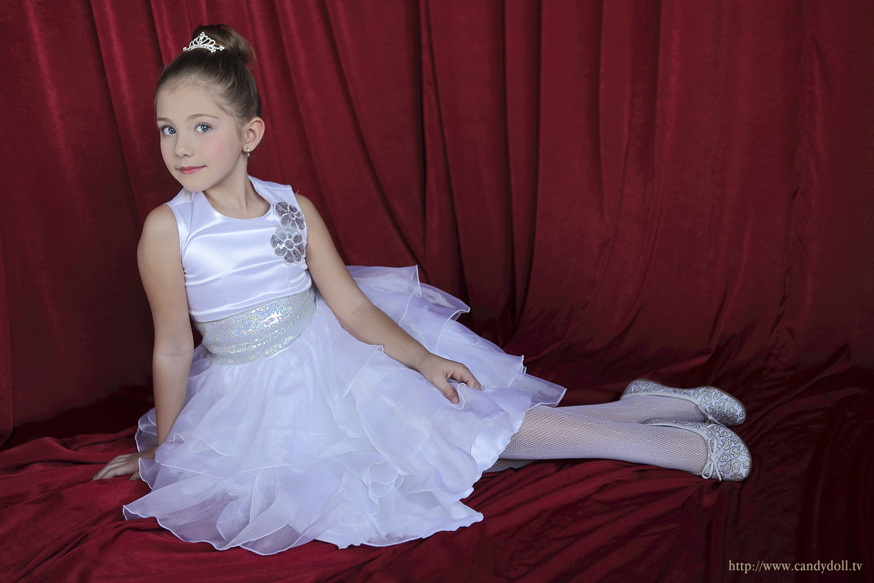 [Image: 50d5628af4197cf4cdec5.jpg]