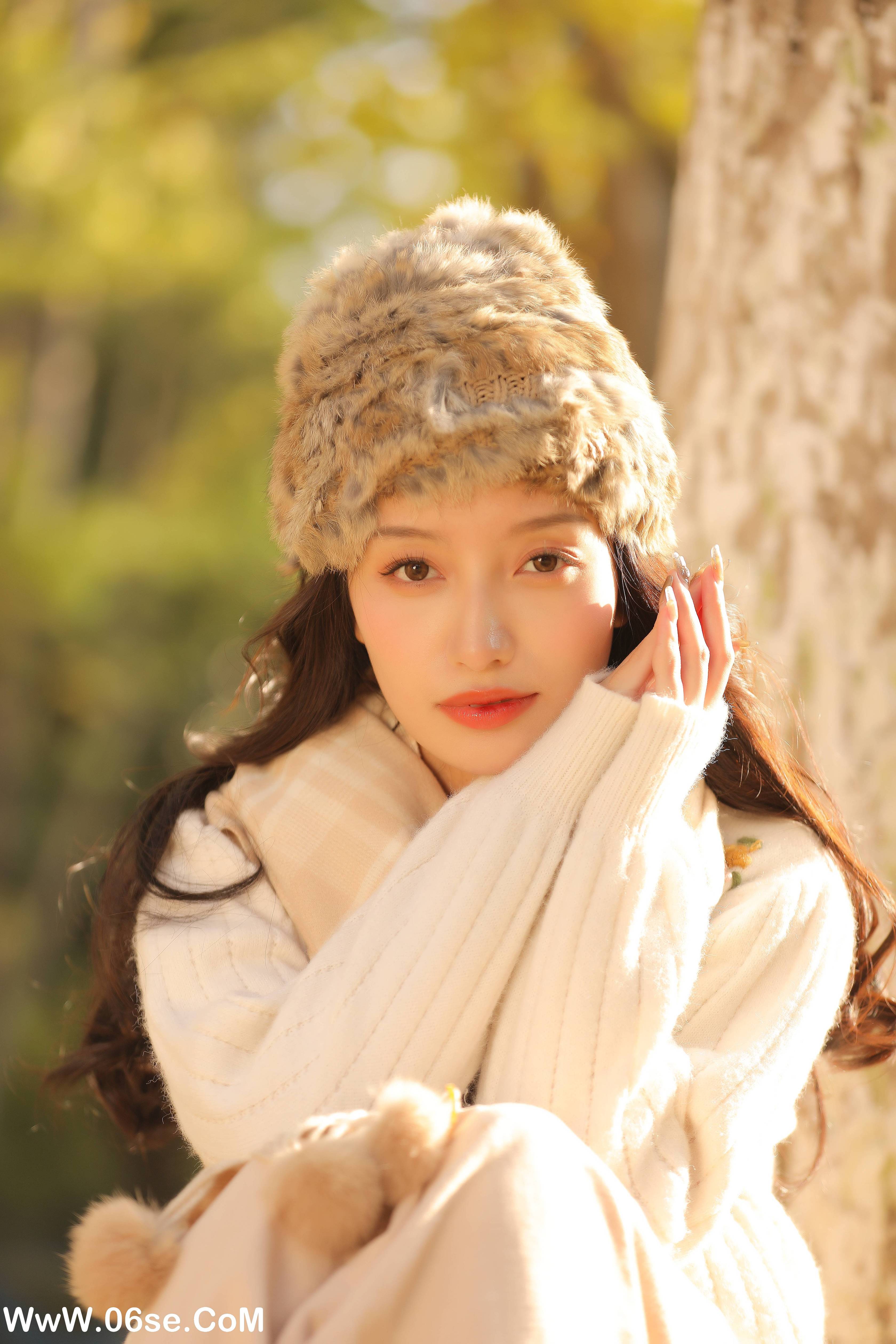 图片[18]-[YITUYU艺图语]2022.12.14 忽然立秋 柠萌婧啊[32+1P／402MB]-六色网