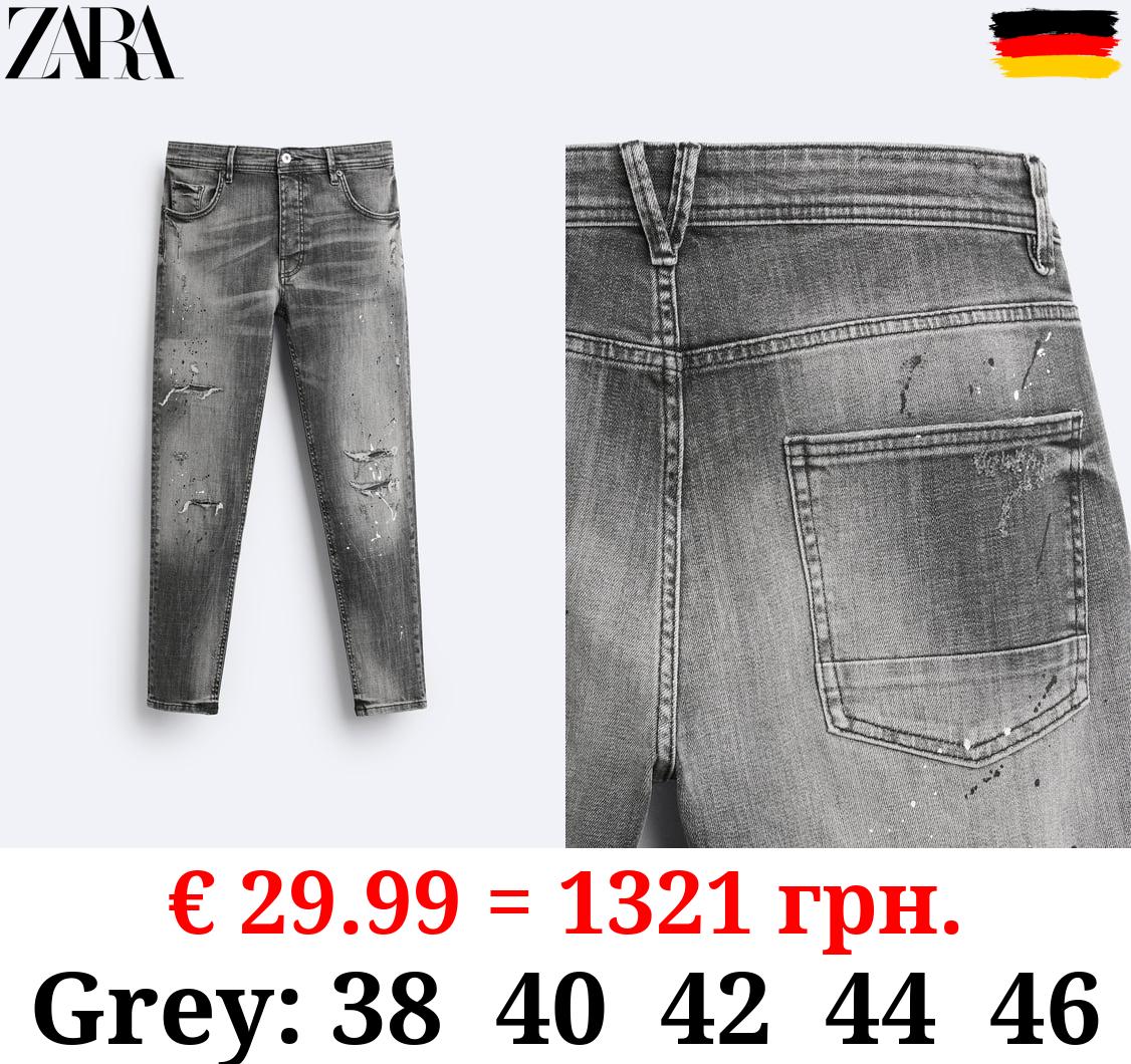 SKINNY JEANS WITH PATCHES