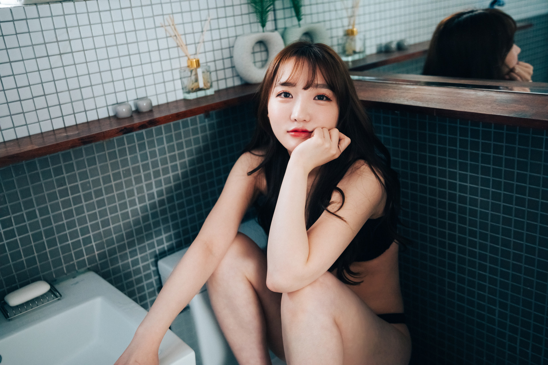 Son Yeeun 손예은, [Loozy] Maximum Vol.01 36