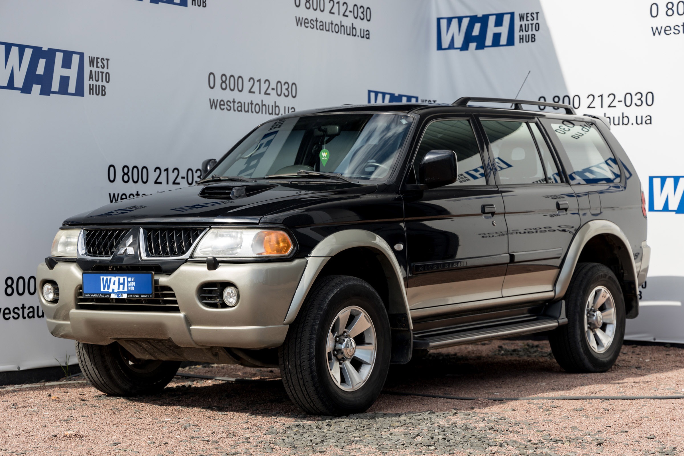 Паджеро объем. Mitsubishi Pajero 2005. Mitsubishi Pajero, 1987 год.