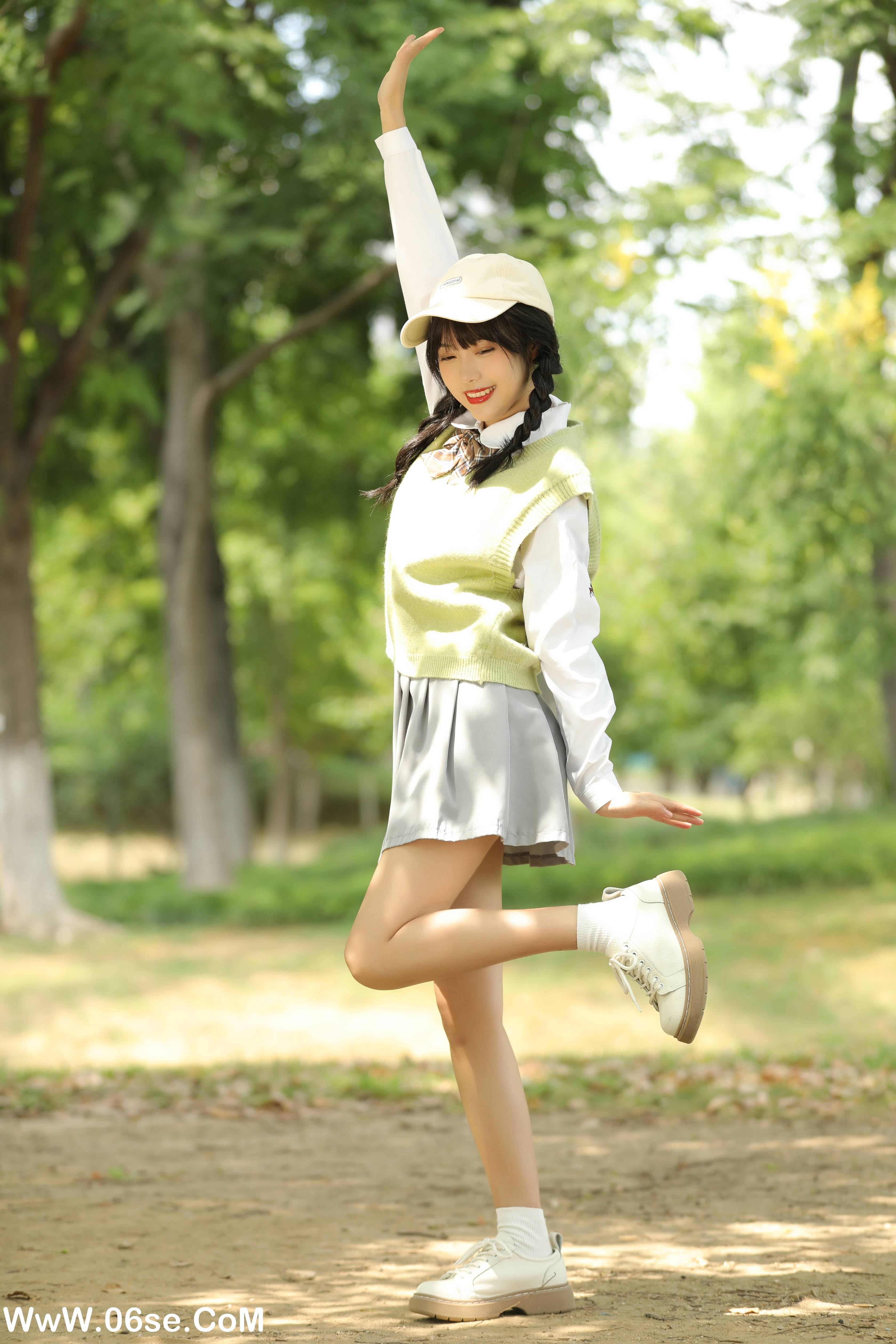 图片[14]-[YITUYU艺图语]2022.10.07 萤火之森 小薇人儿[33+1P／326MB]-六色网