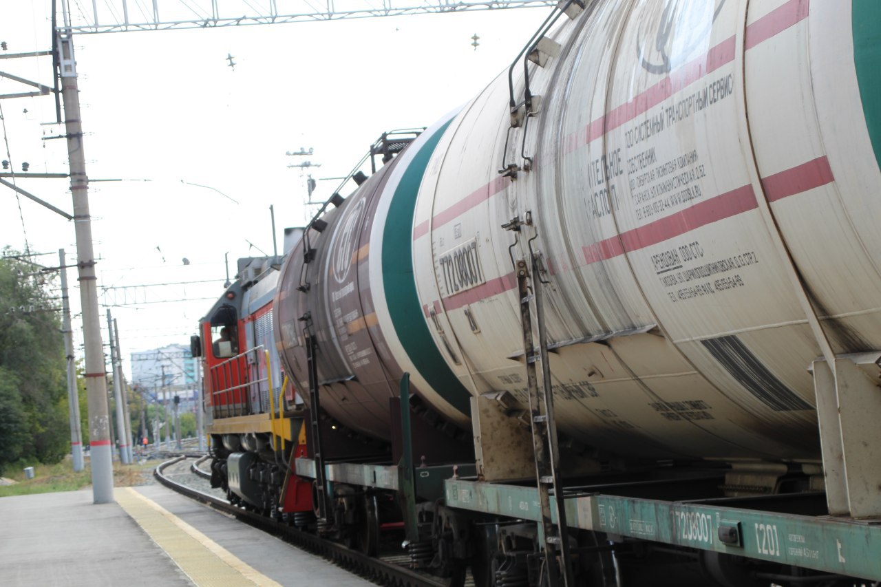 Компания «РусГрейн» отправила первый в 2020 году поезд с растительным маслом в Китай