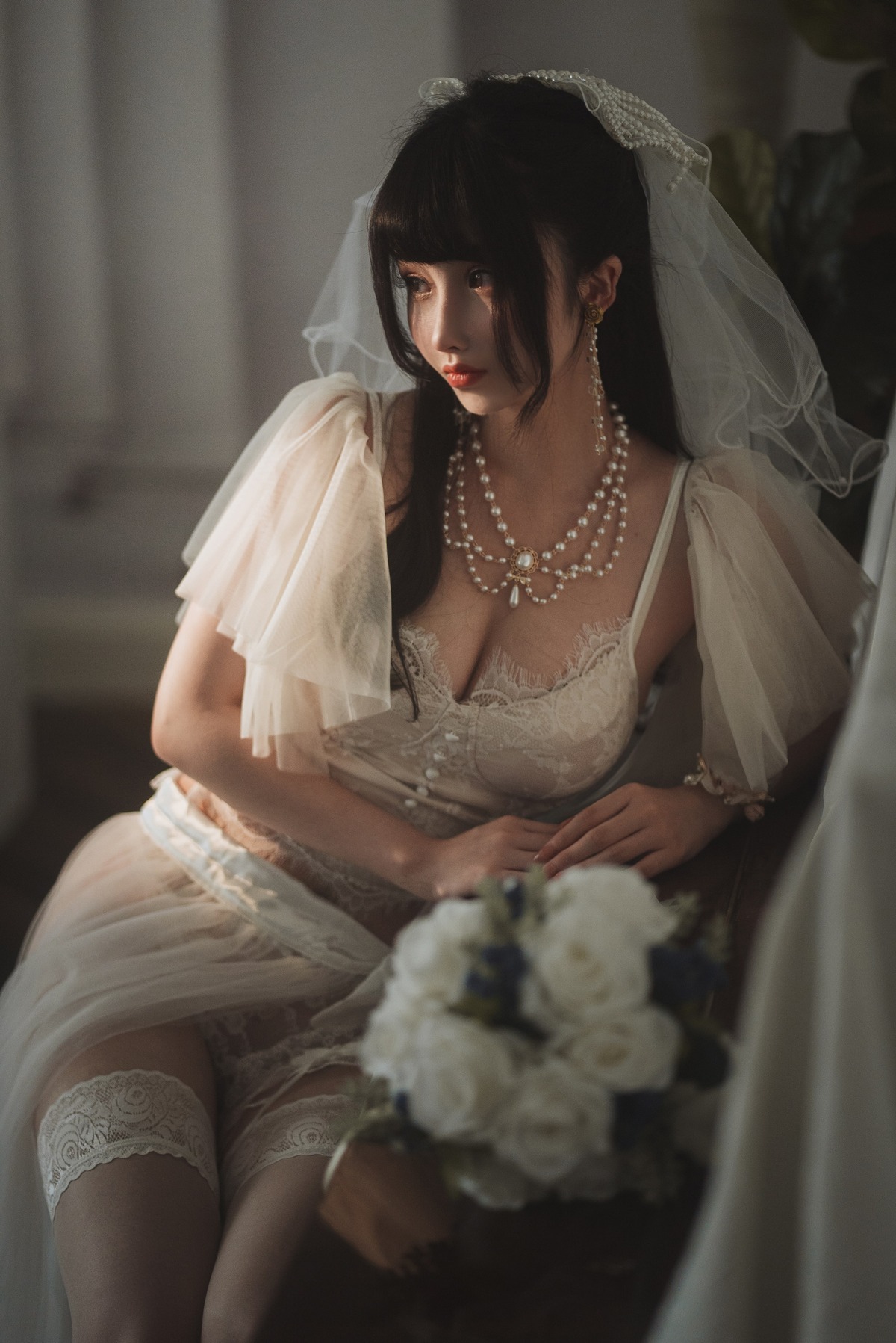 [Rioko凉凉子] 透明婚纱 8