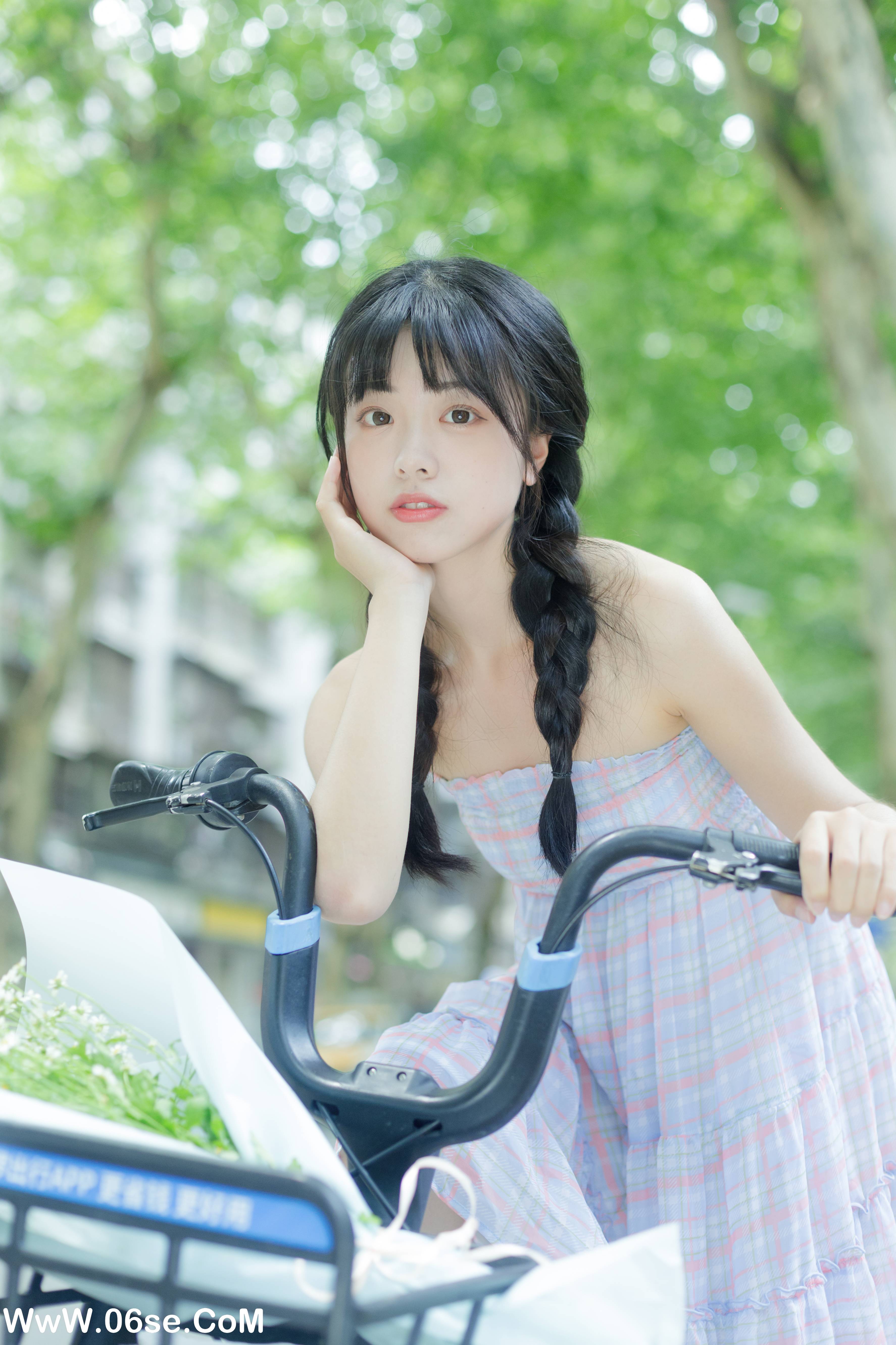 图片[10]-[YITUYU艺图语]2022.08.12 夏天是洋甘菊的气味 可爱泡泡呀[32+1P／265MB]-六色网