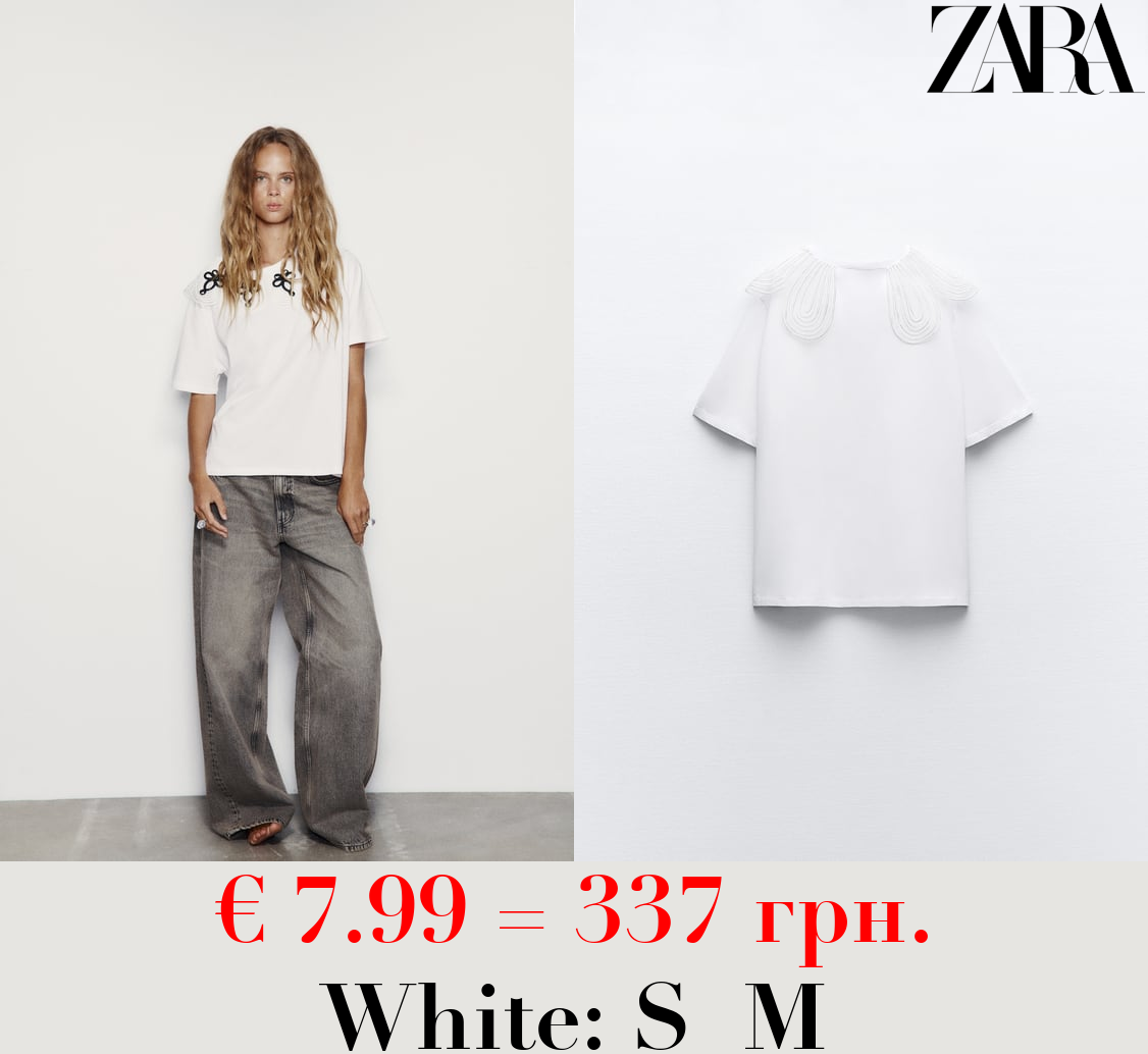 T-SHIRT WITH EMBROIDERED COLLAR