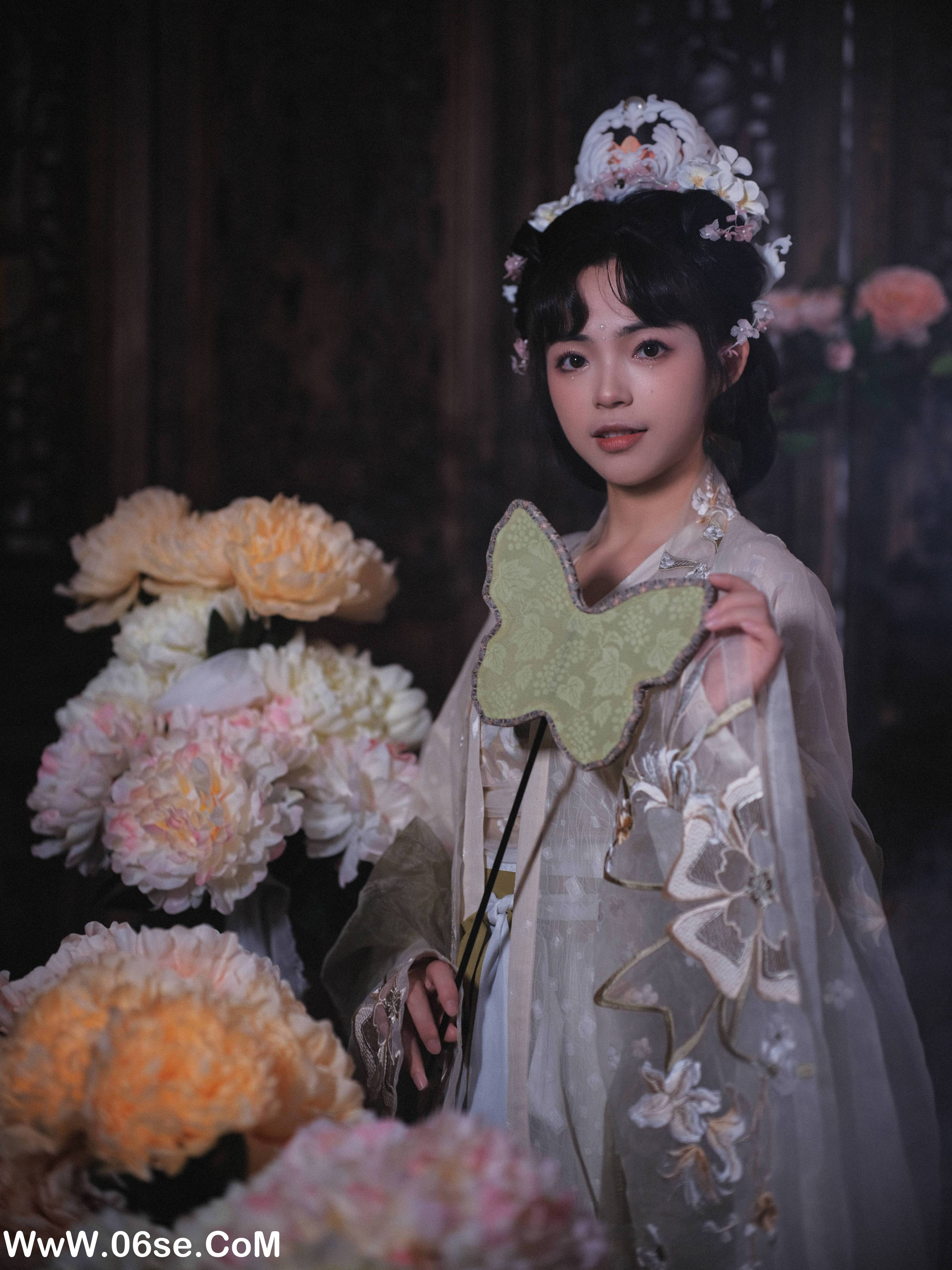 图片[13]-[YITUYU艺图语]2022.11.05 花神 芋圆圆鹅[47+1P／716MB]-六色网