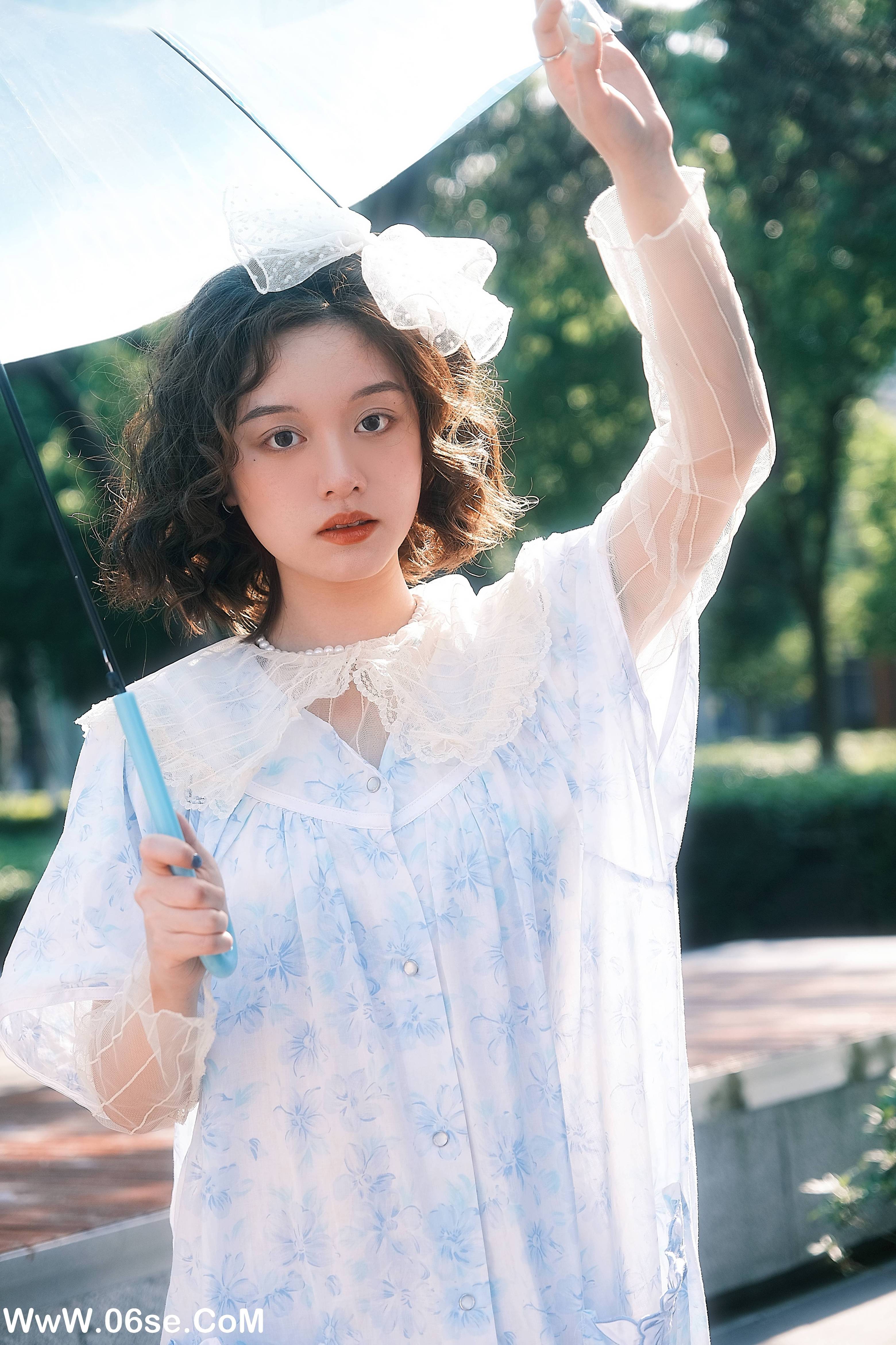 图片[18]-[YITUYU艺图语]2022.12.09 爱丽丝漫游城市 馨馨[22+1P／374MB]-六色网
