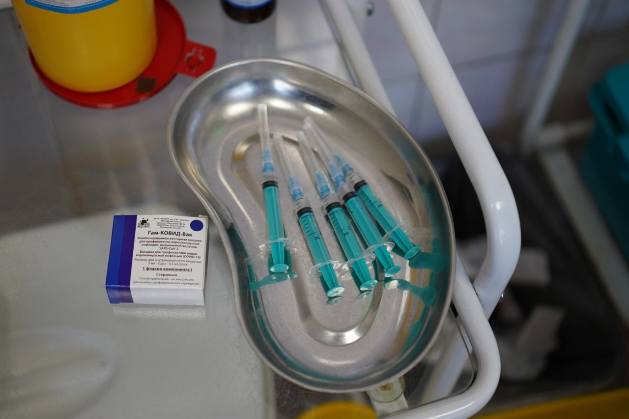 Почти 69 тыс доз вакцины «Спутник V» доставили в Хабаровский край