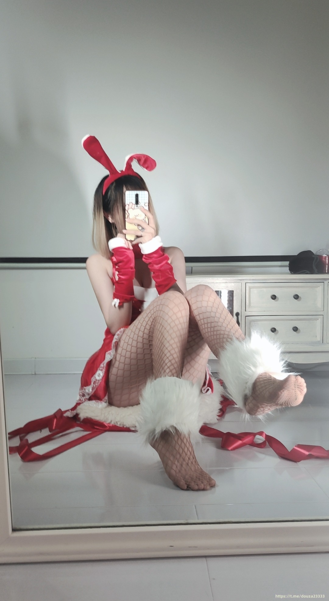 桑w伊梓 网袜丝带兔兔（12月25打赏群资源） 28