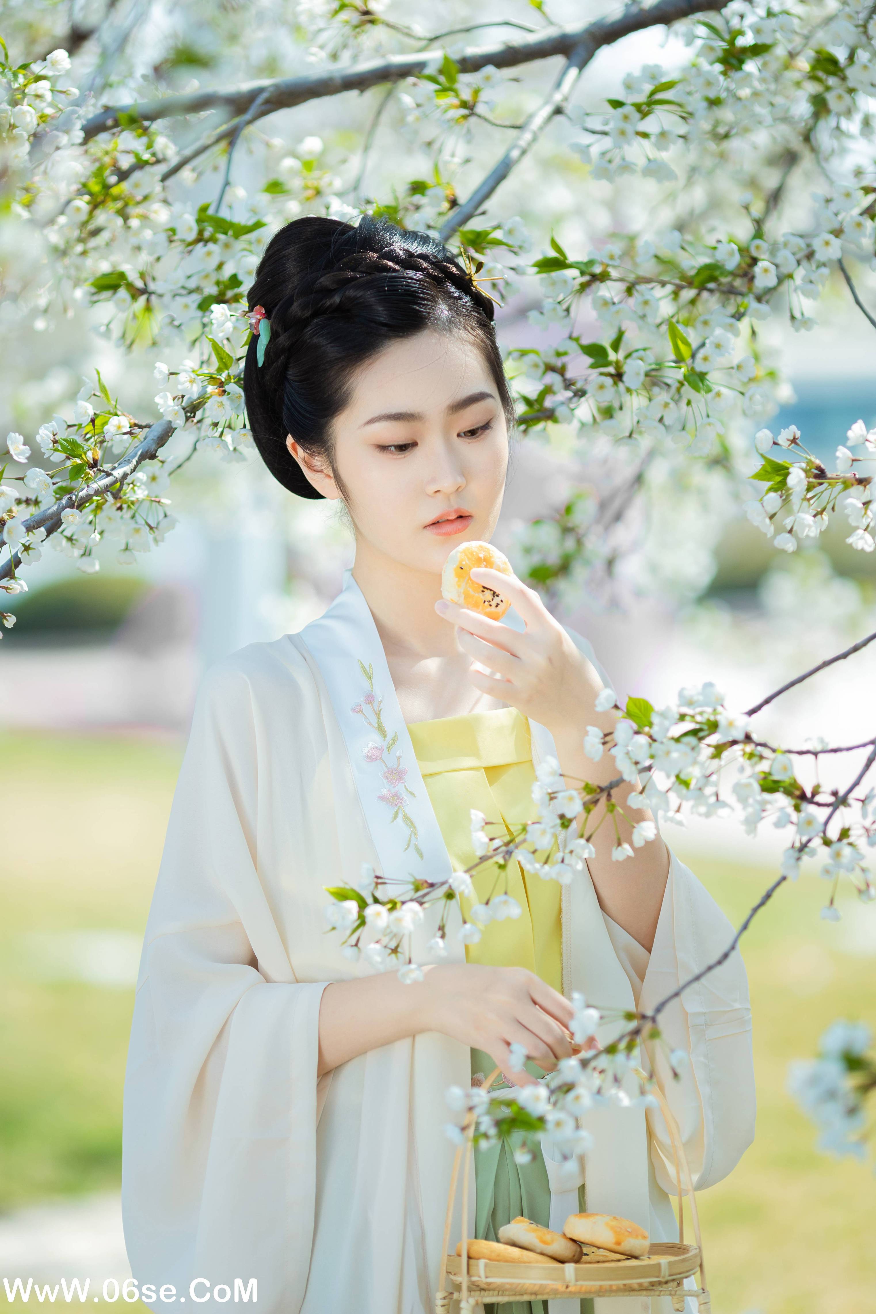 图片[4]-[YITUYU艺图语]2022.07.06 樱花开 是MiN呀[21+1P／206MB]-六色网