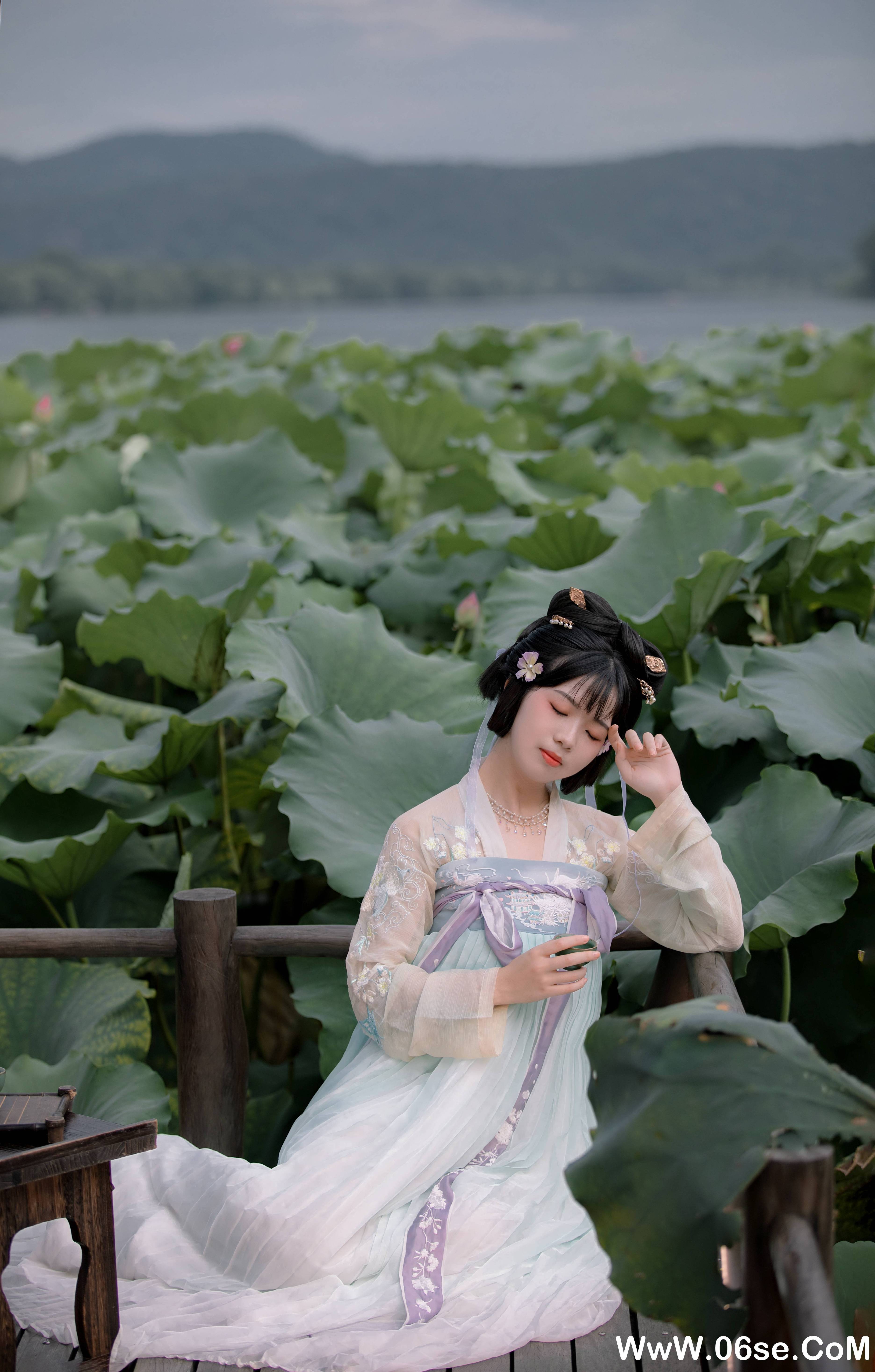 图片[22]-[YITUYU艺图语]2021.12.24 赏荷 僵僵[23+1P／463MB]-六色网