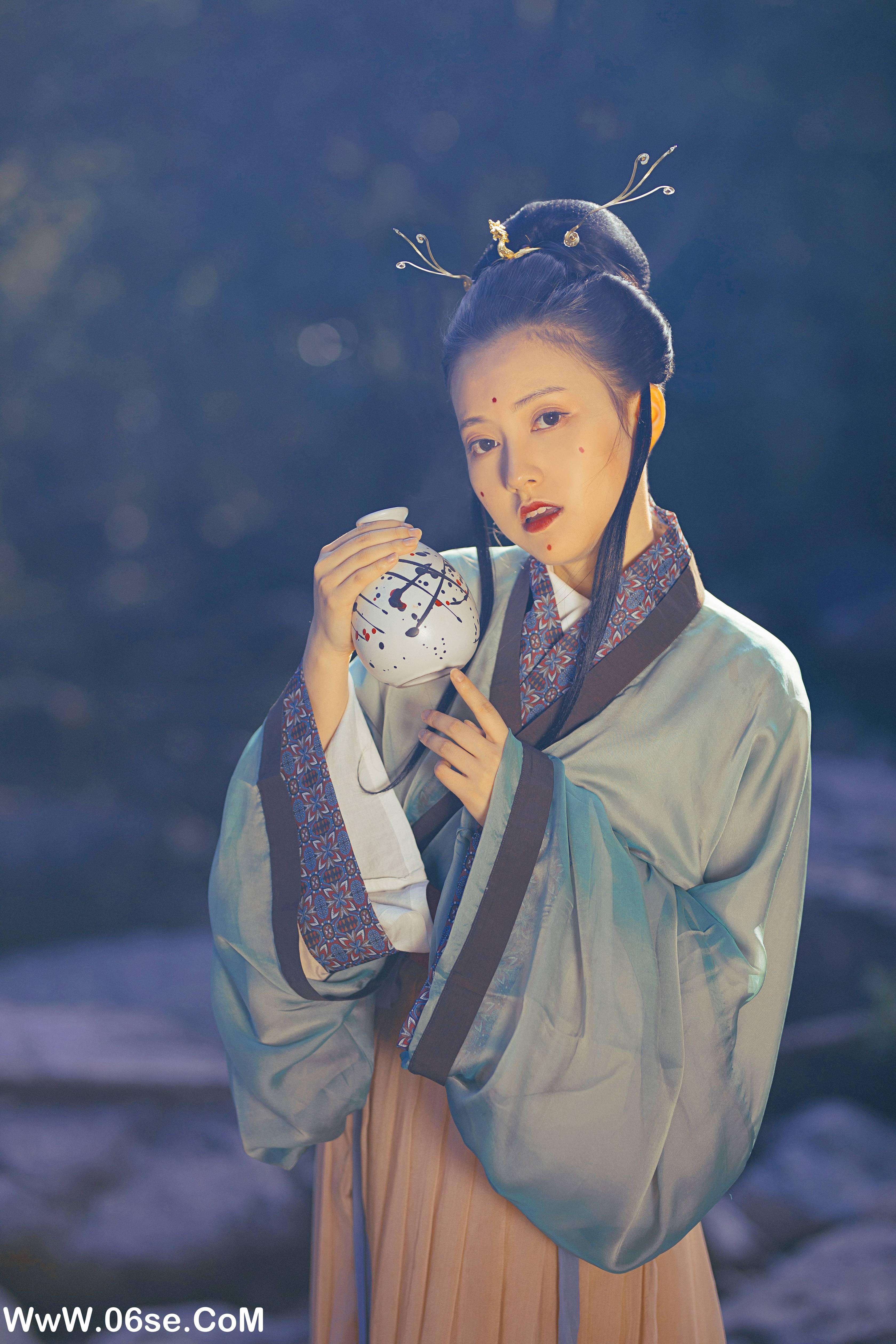 图片[11]-[YITUYU艺图语]2022.08.17 欲买桂花同载酒 一只玄酱[25+1P／628MB]-六色网