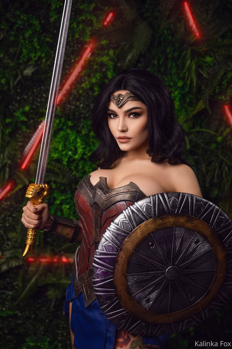 Kalinka Fox - Wonder Woman.