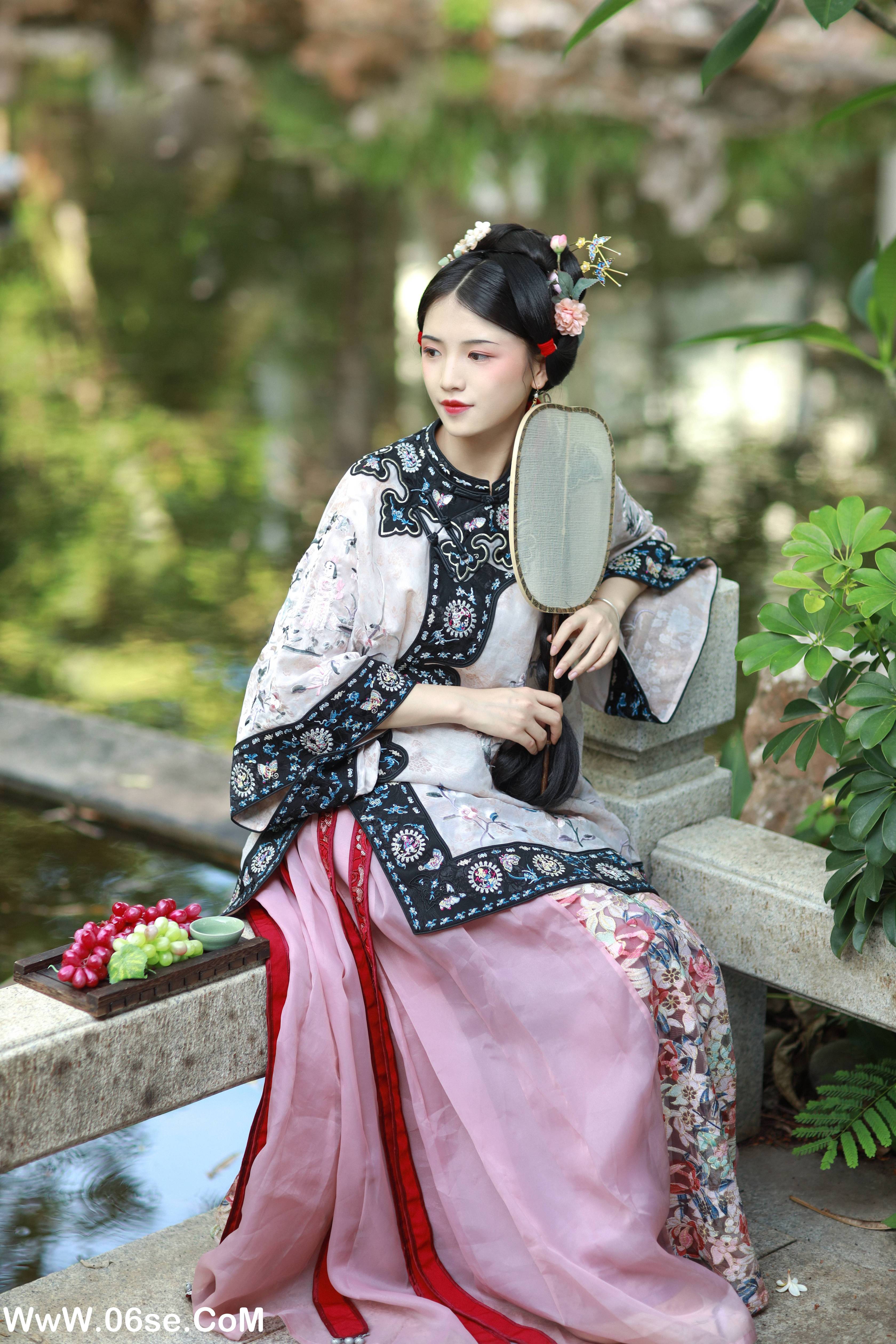 图片[15]-[YITUYU艺图语]2022.10.03 清汉女 _喵喵家的小鱼干_[29+1P／424MB]-六色网