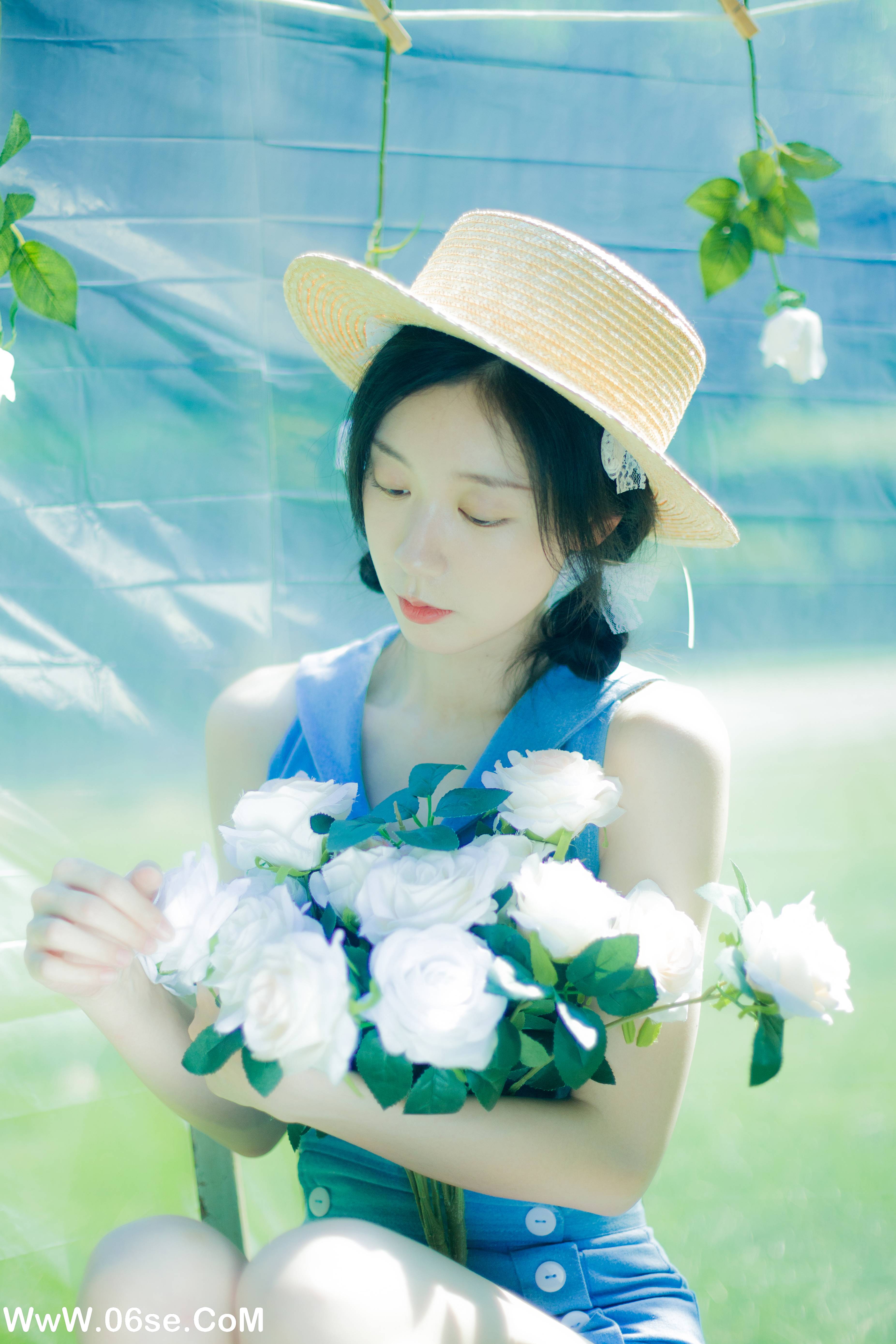 图片[31]-[YITUYU艺图语]2022.07.31 夏日颂歌 饲猫少女-[31+1P／276MB]-六色网