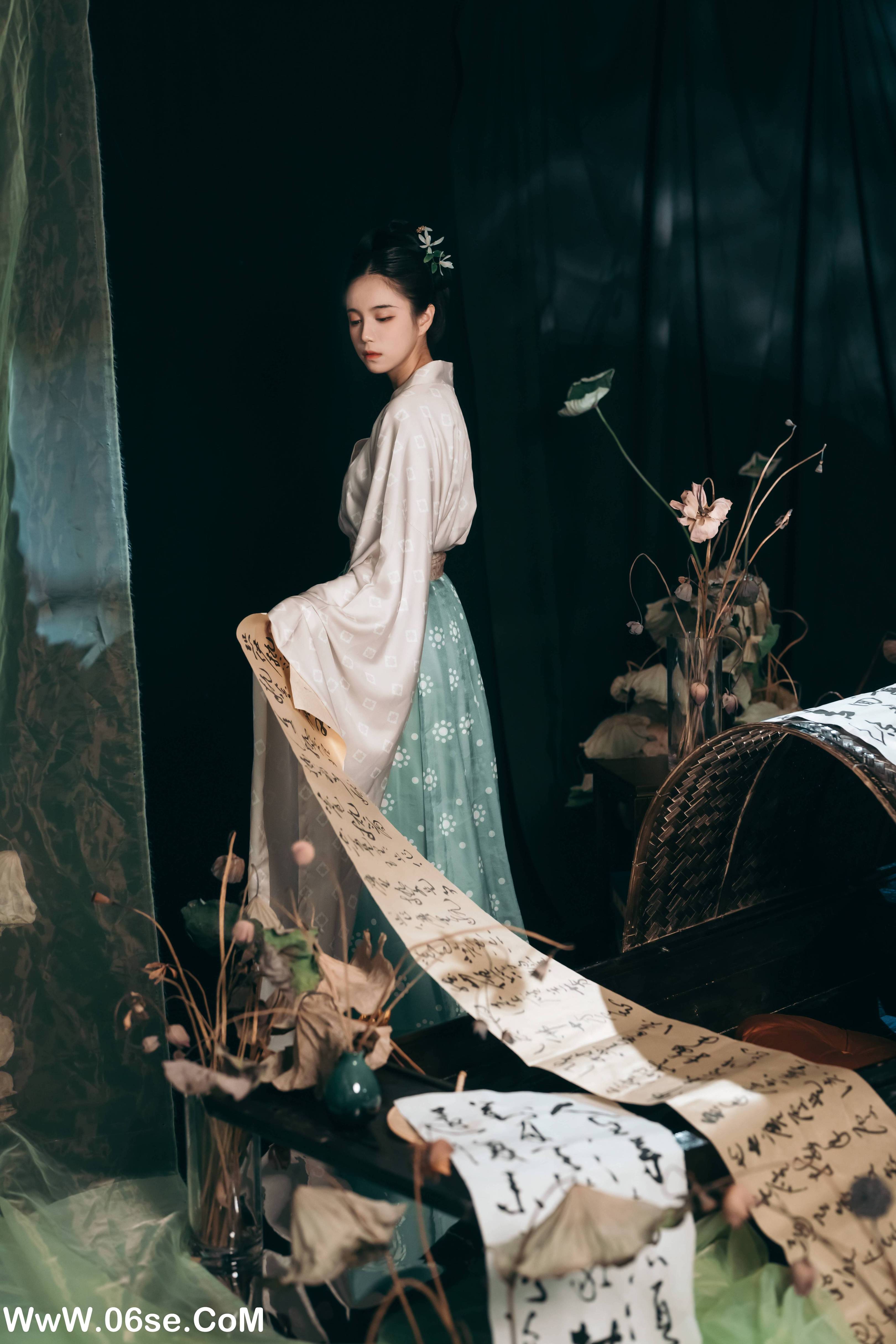 图片[18]-[YITUYU艺图语]2022.10.11 行香子 贰加六[31+1P／138MB]-六色网