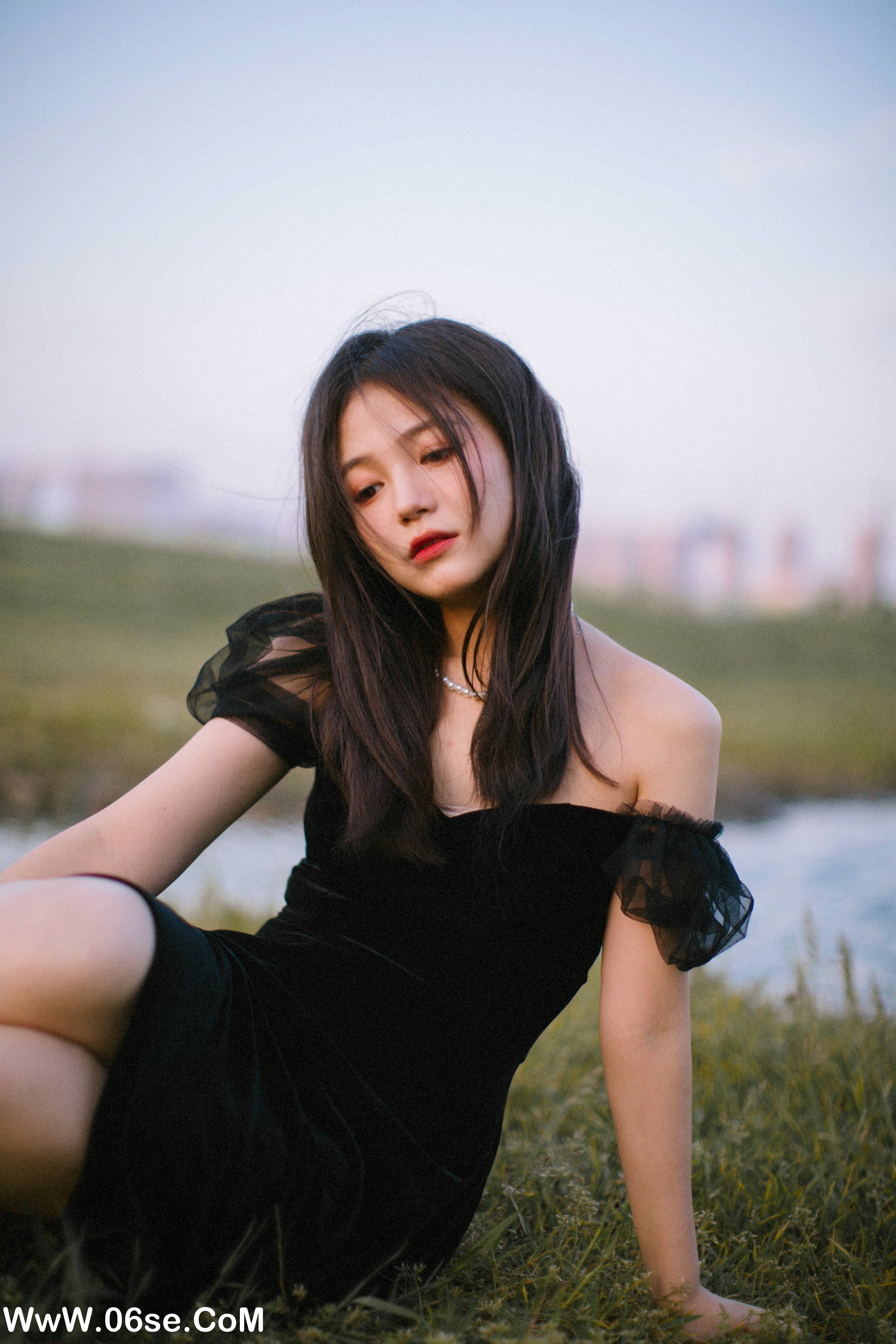 图片[11]-[YITUYU艺图语]2022.07.14 少女与花 夏芸是只小考拉[24+1P／313MB]-六色网