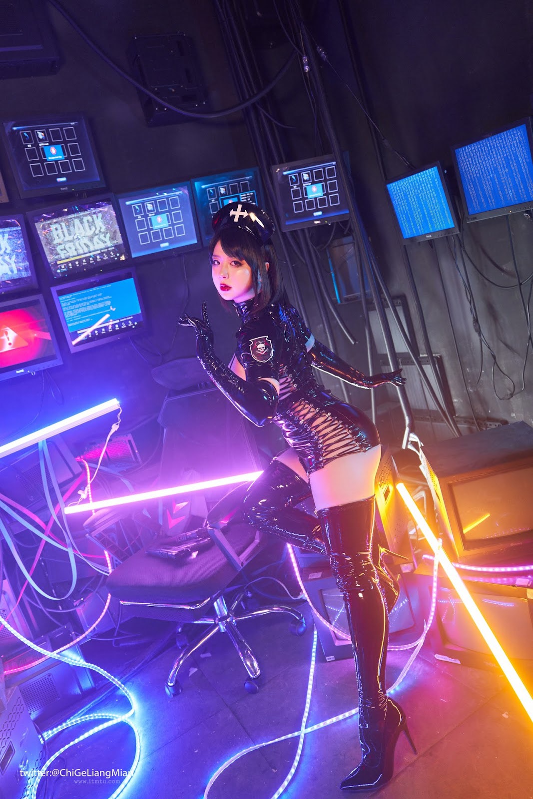 Cosplay 皮皮奶可可爱了啦 黑暗护士 9