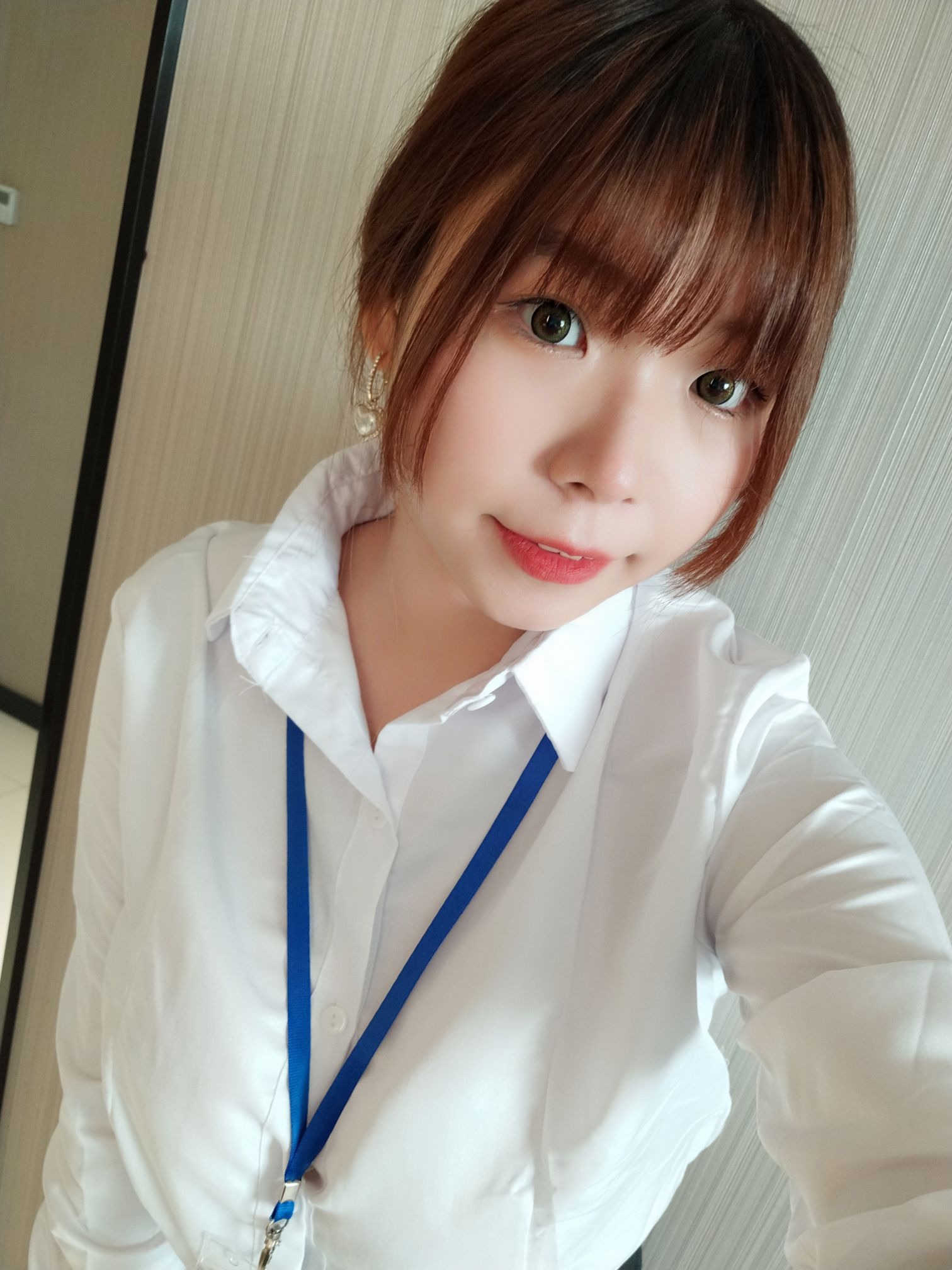 无颜小天使 OL不想加班 66