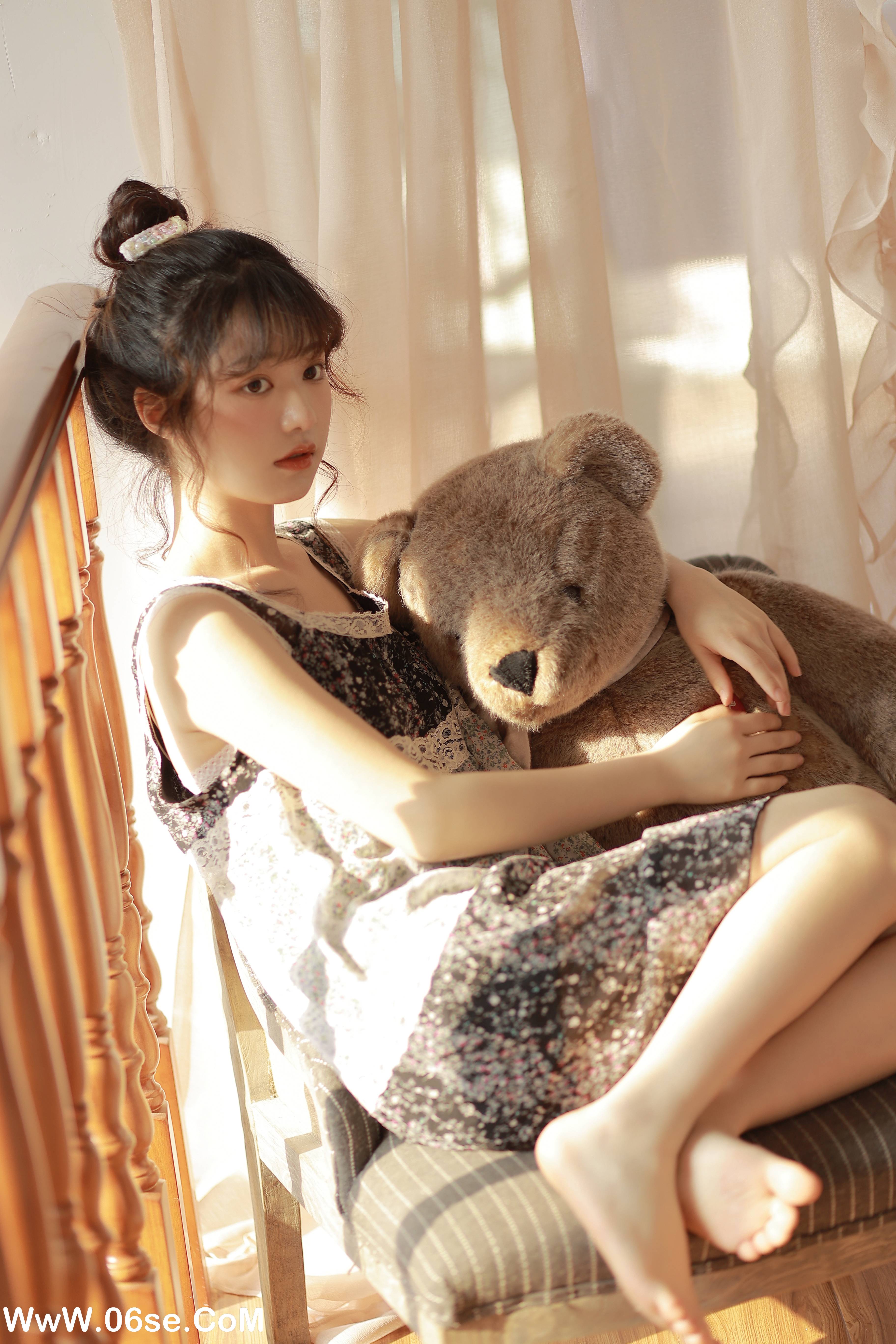 图片[4]-[YITUYU艺图语]2022.09.24 秋日暖阳 panniling[23+1P／237MB]-六色网