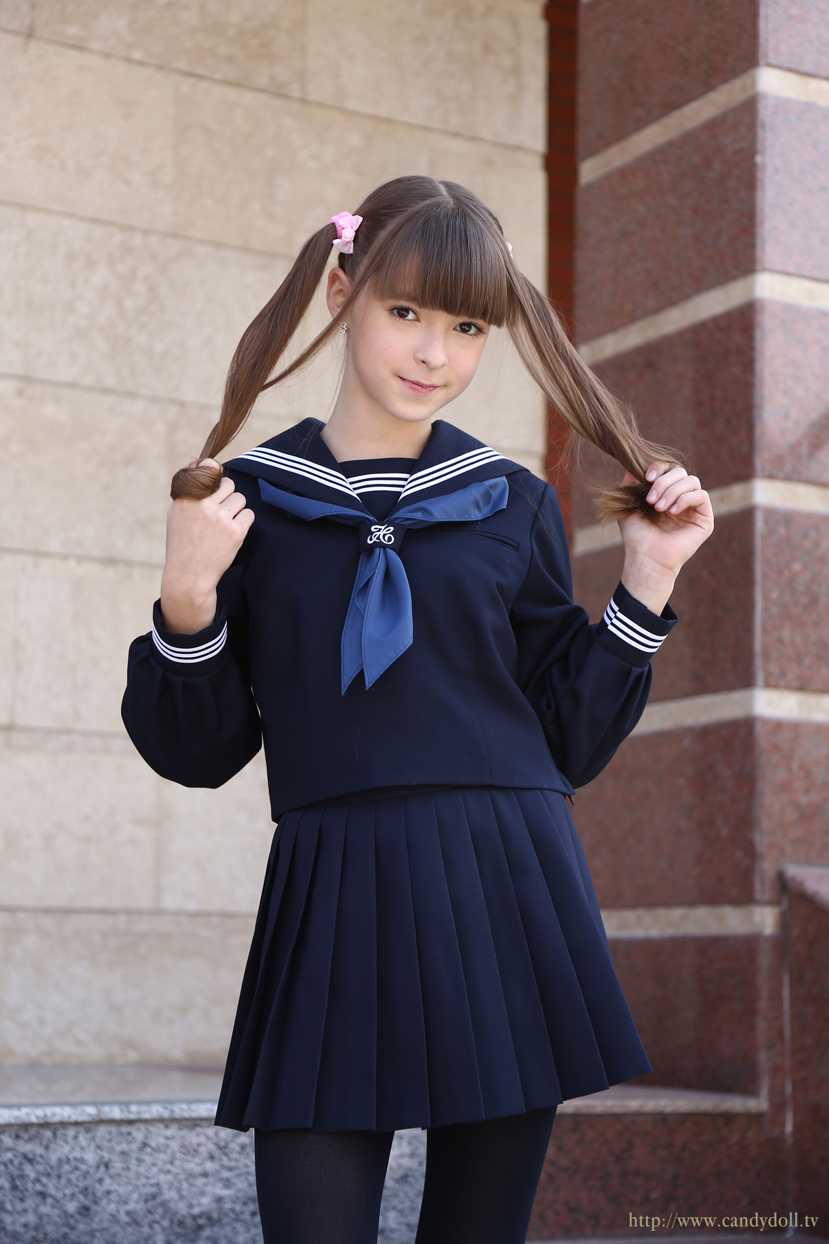 [Image: 559b0e7bb04b60056ee3b.jpg]