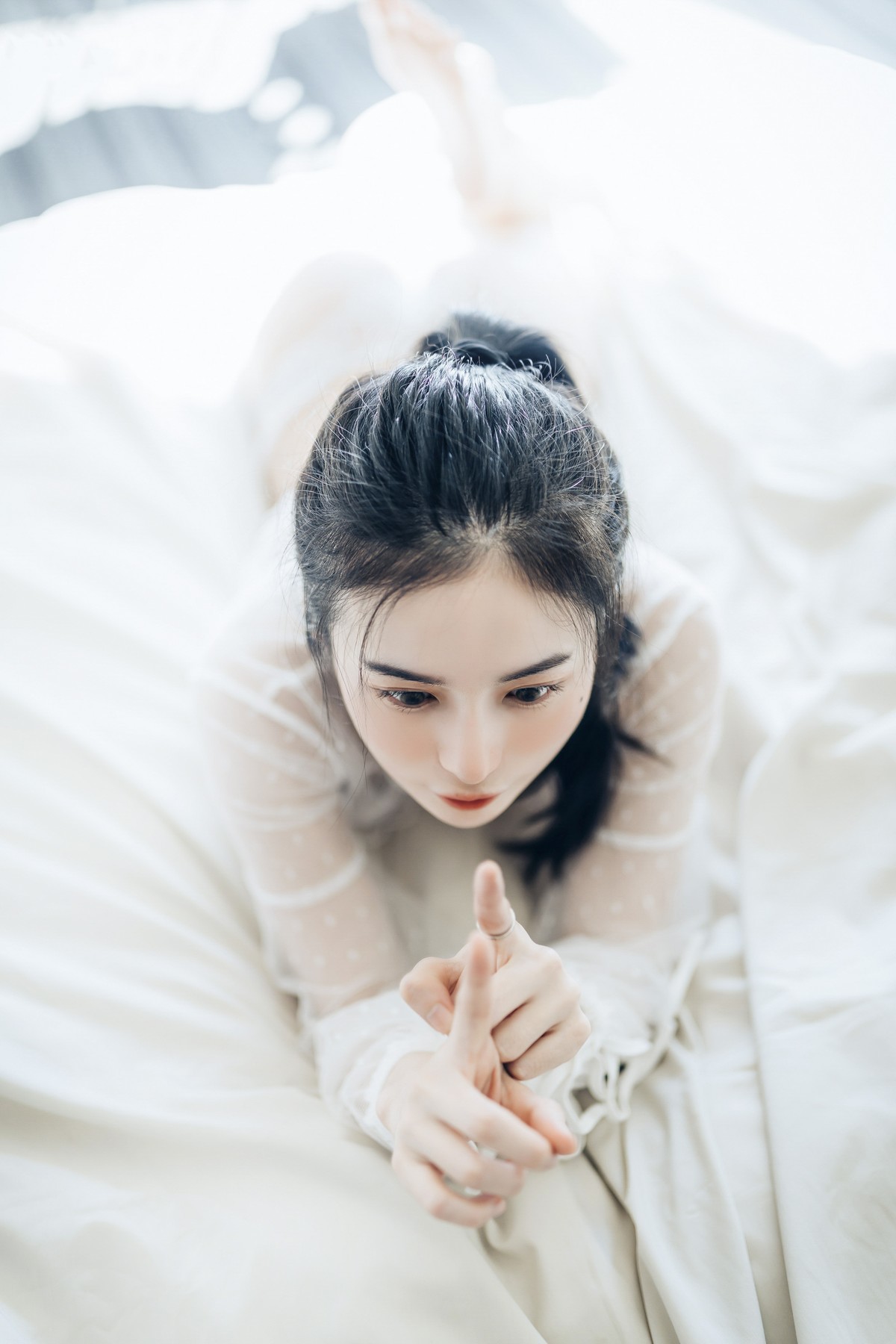 JVID精品 🔞仙仙辰 透明罩衫 透明駱駝蹄內褲 濕潤黑絲 我的女友 這次有點色😈有點甜 Set.01 29