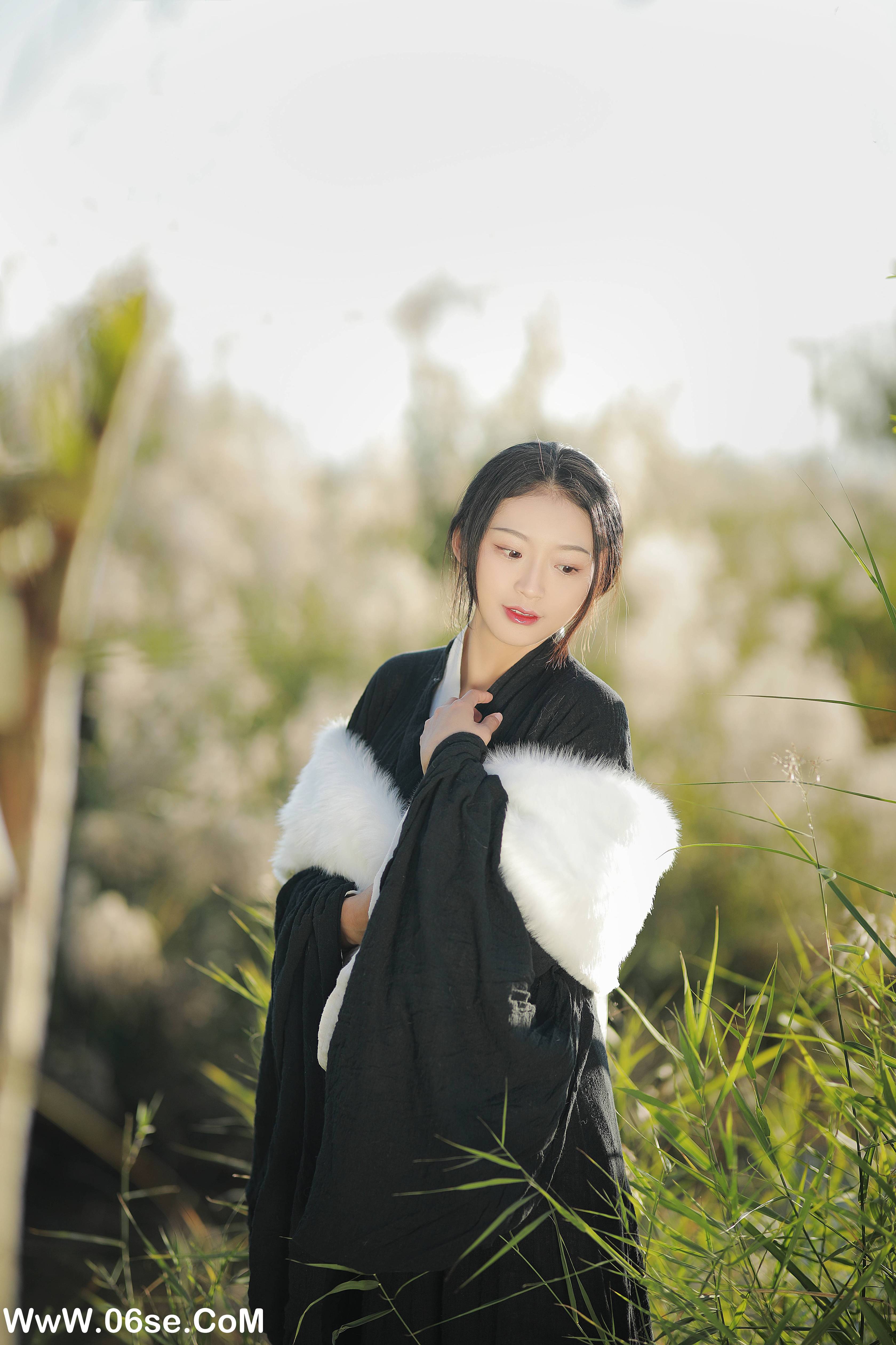 图片[31]-[YITUYU艺图语]2022.07.15 落日余晖 nya酱的铃铛铛[35+1P／594MB]-六色网
