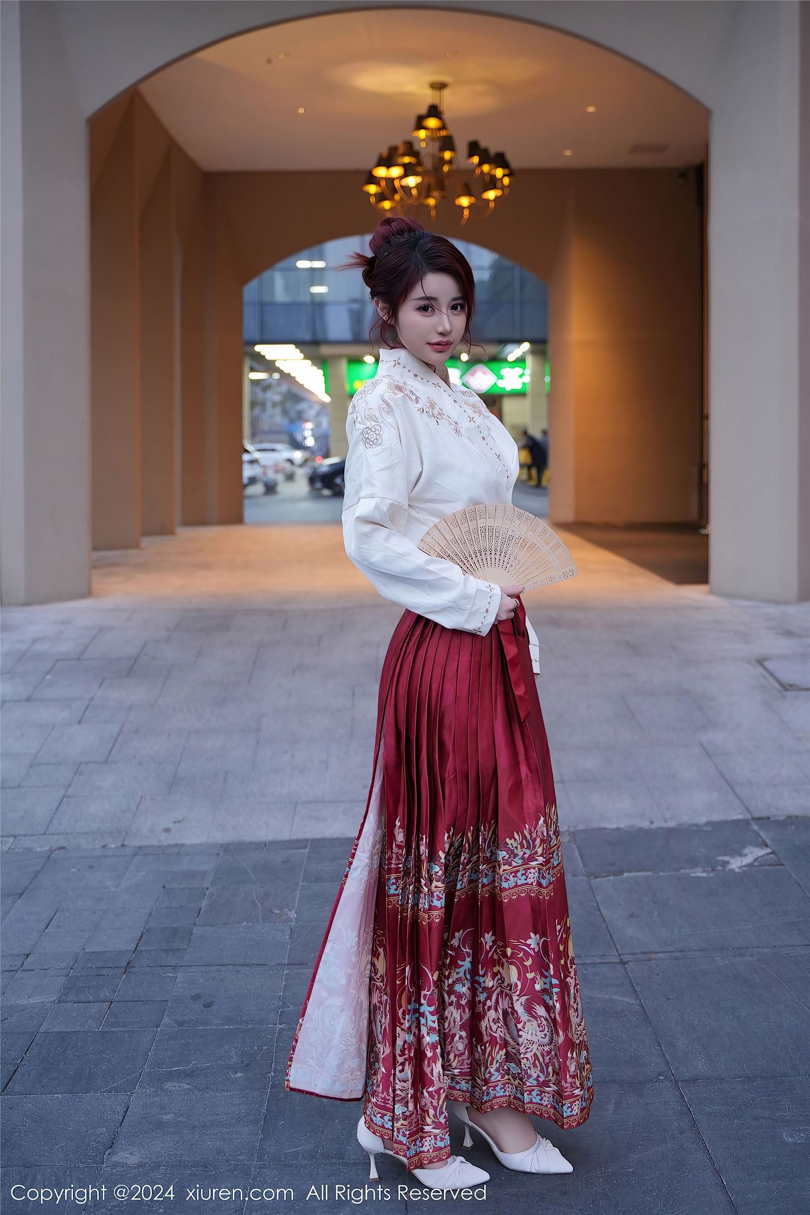 图片[5]-[XIUREN秀人网] 2024.01.19 NO.7985 美七Mia-六色网