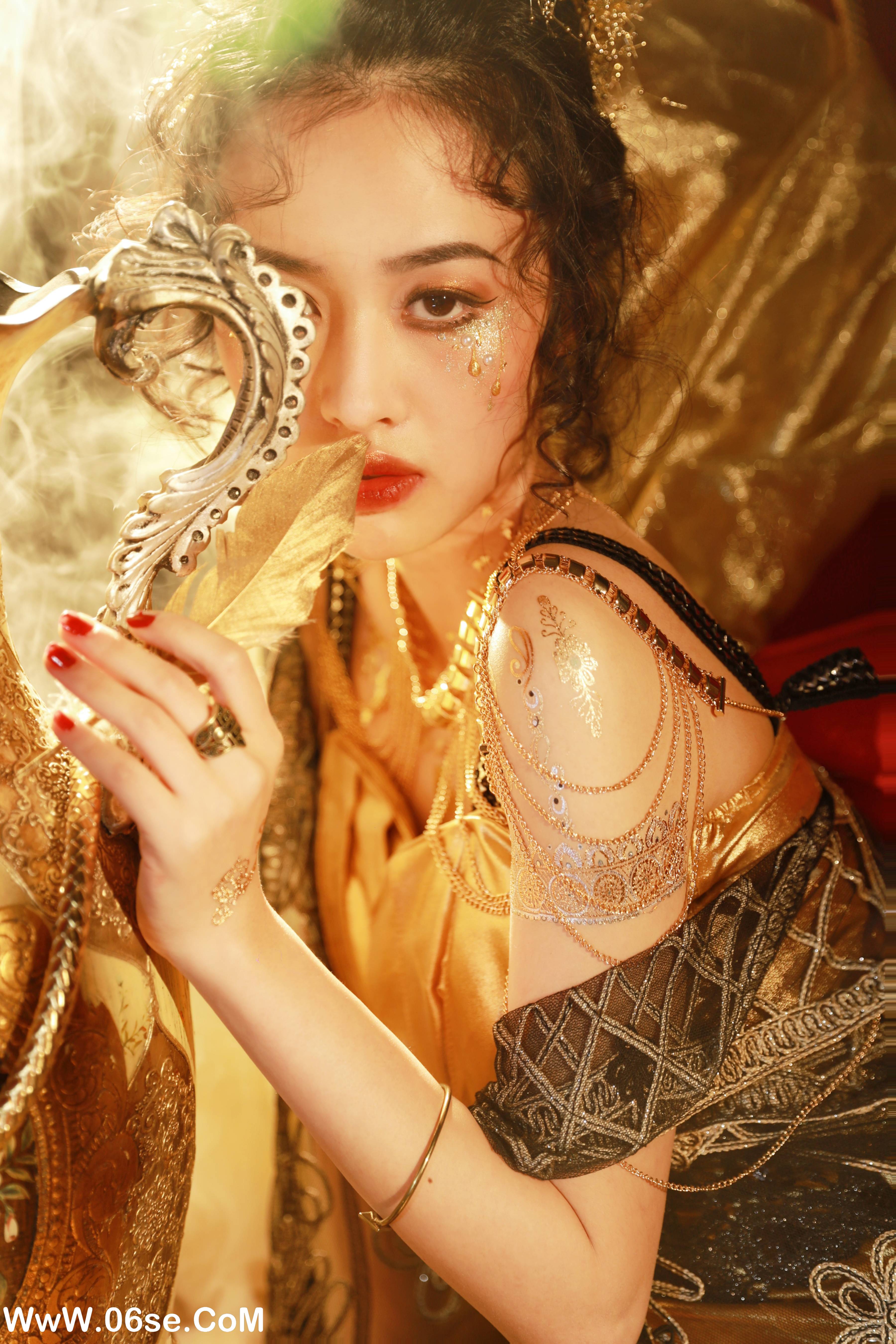 图片[18]-[YITUYU艺图语]2022.09.15 纸醉金迷 相泽希子[40+1P／387MB]-六色网