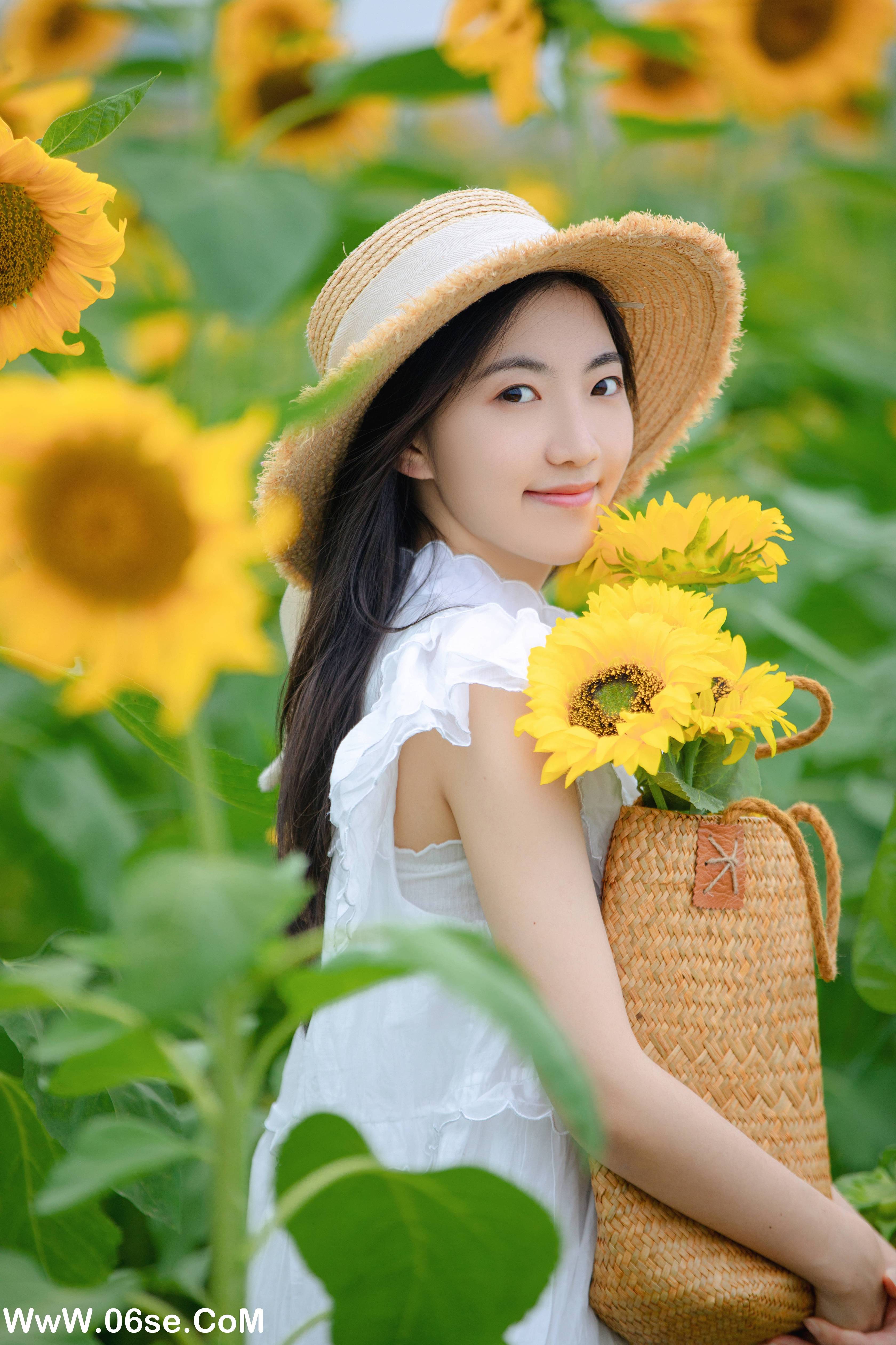 图片[20]-[YITUYU艺图语]2022.08.22 向日葵女孩 栗子[21P／371MB]-六色网