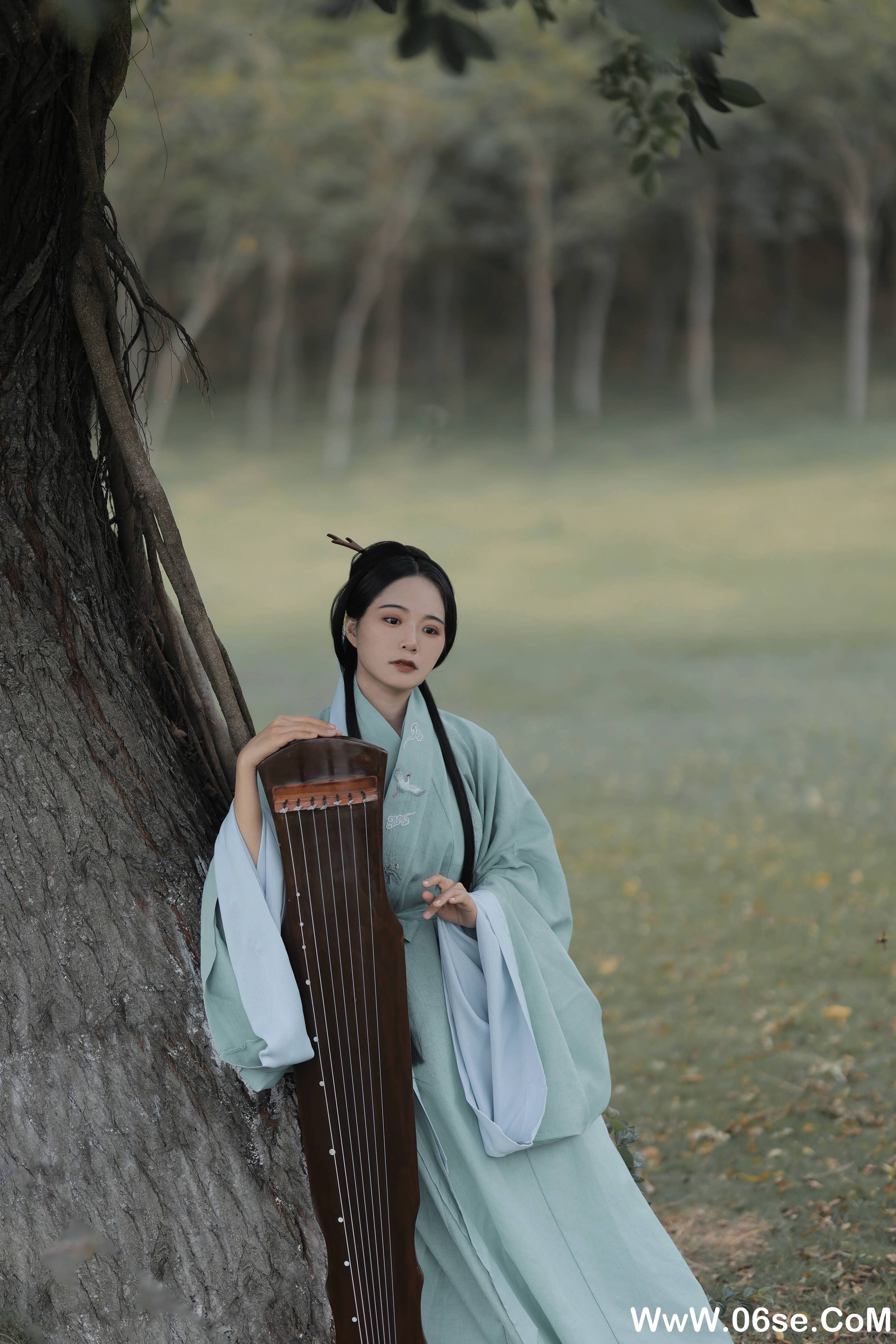 图片[4]-[YITUYU艺图语]2021.10.08 山中抚琴 小白[24+1P／298MB]-六色网