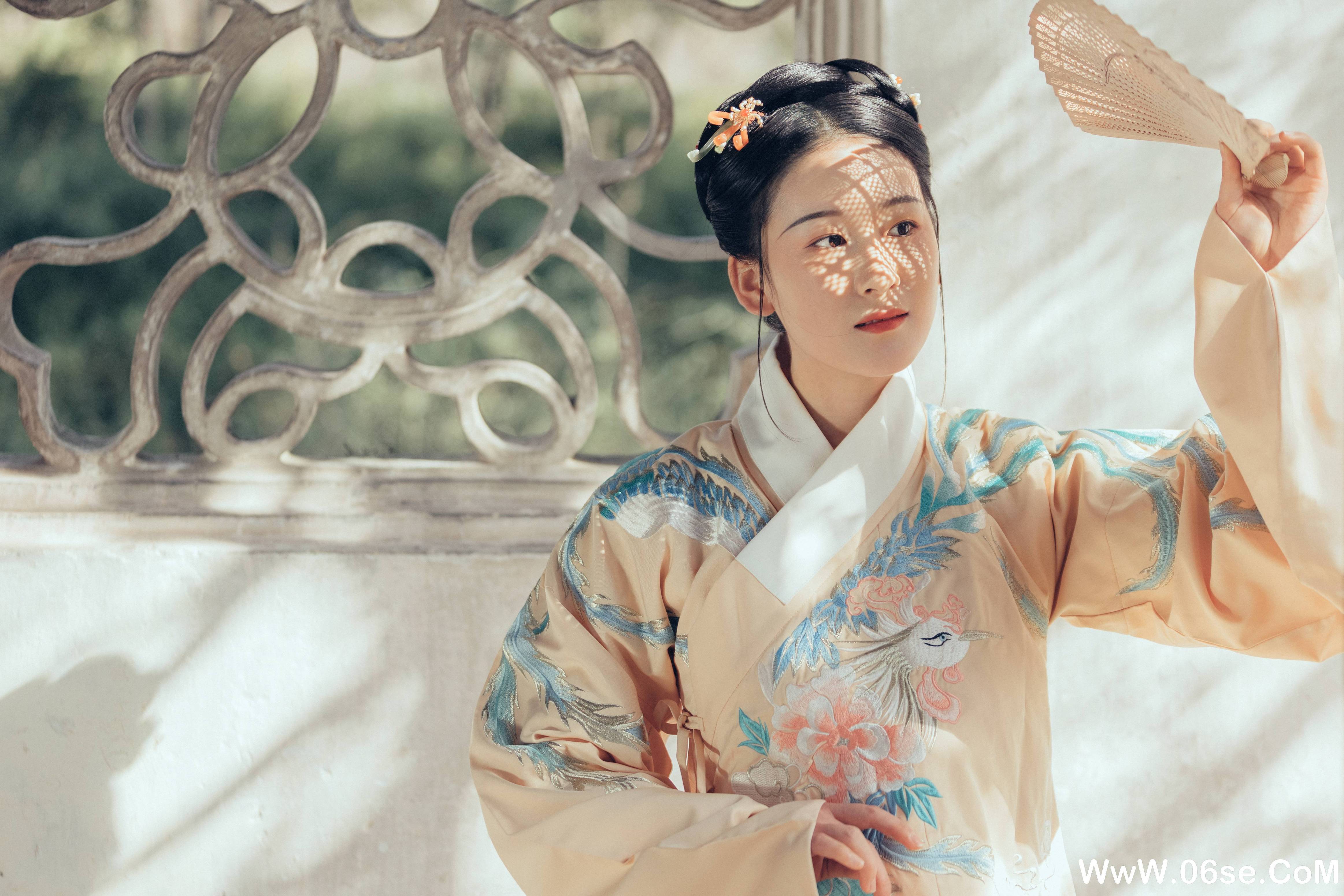 图片[9]-[YITUYU艺图语]2021.10.20 春词 淡蓝色忧伤静流淌[24+1P／313MB]-六色网