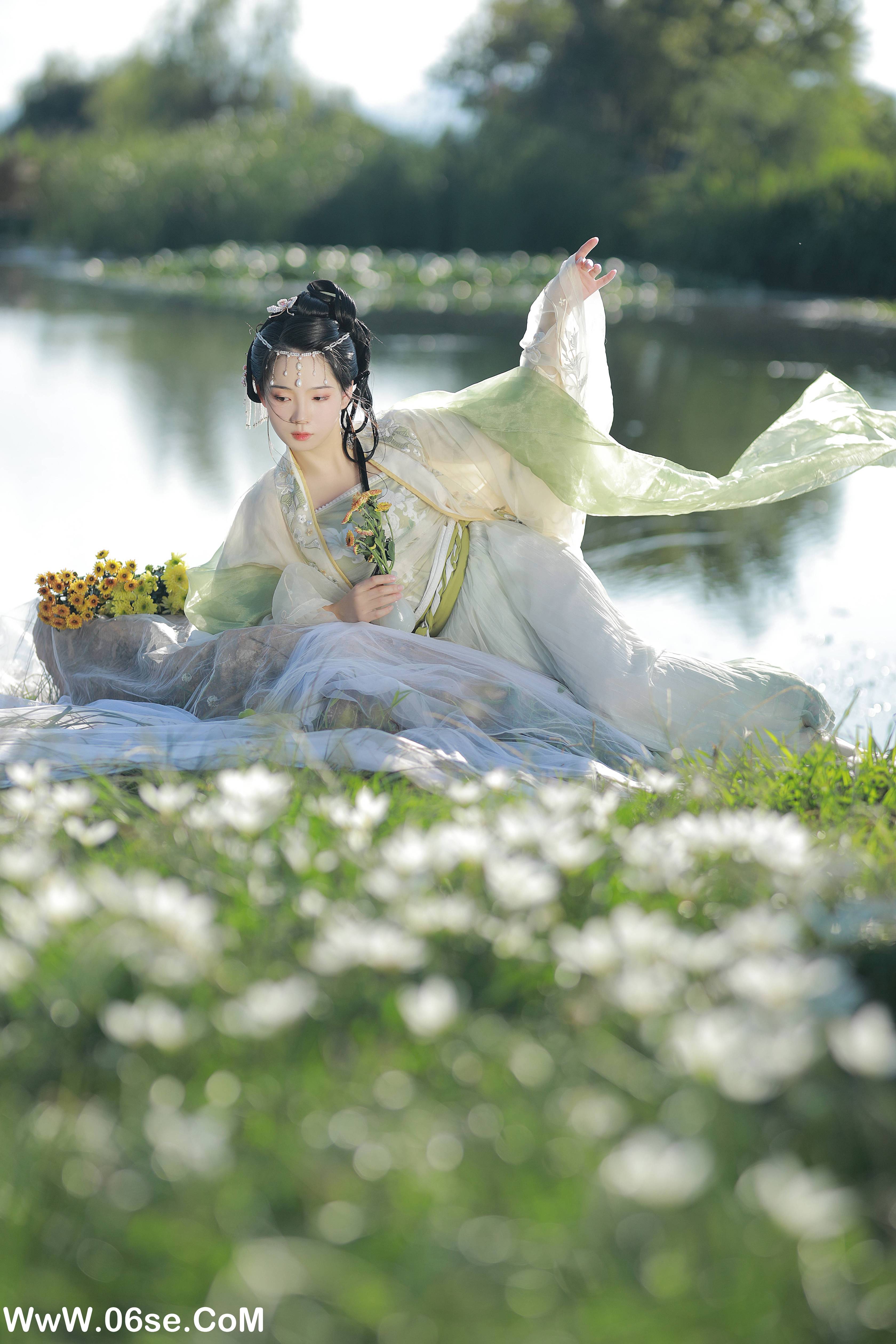 图片[24]-[YITUYU艺图语]2022.09.30 夏日长 落花人独立[35+1P／644MB]-六色网
