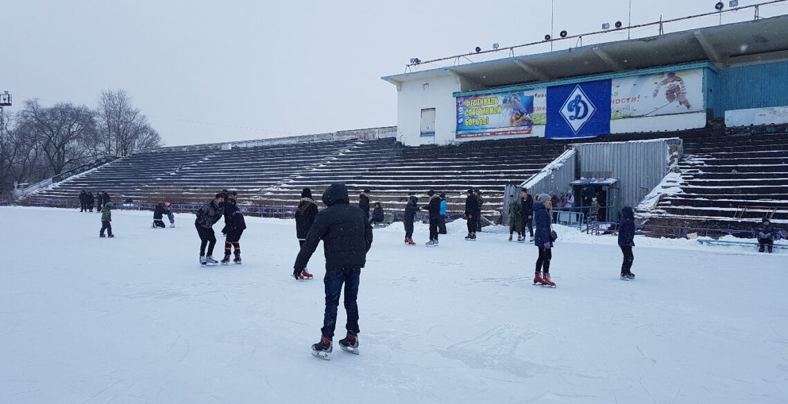 Ледовый каток заработал на стадионе «Динамо» в Хабаровске