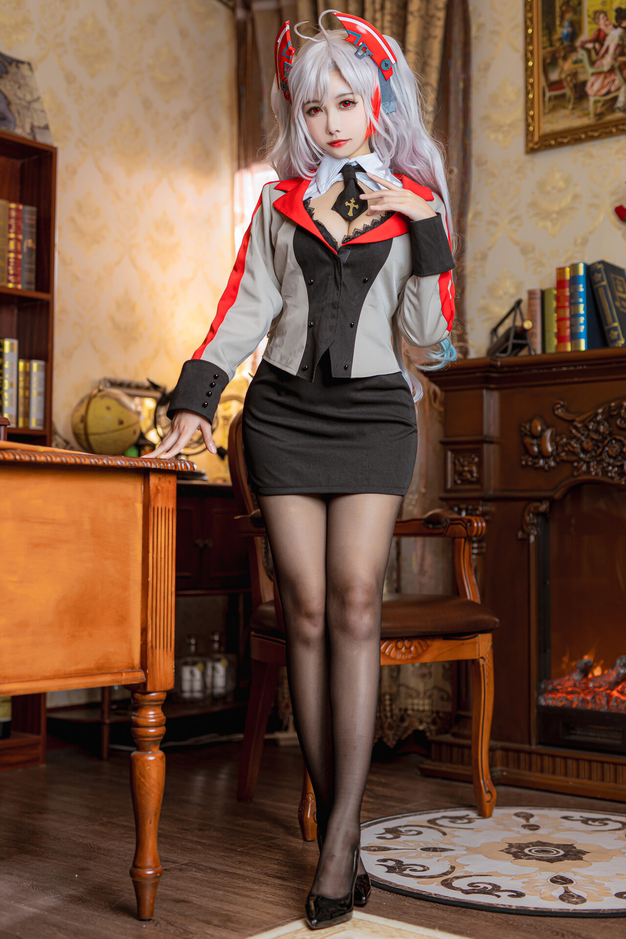 [Momoko葵葵] Prinz Eugen 欧根亲王 Teacher Ver. 17