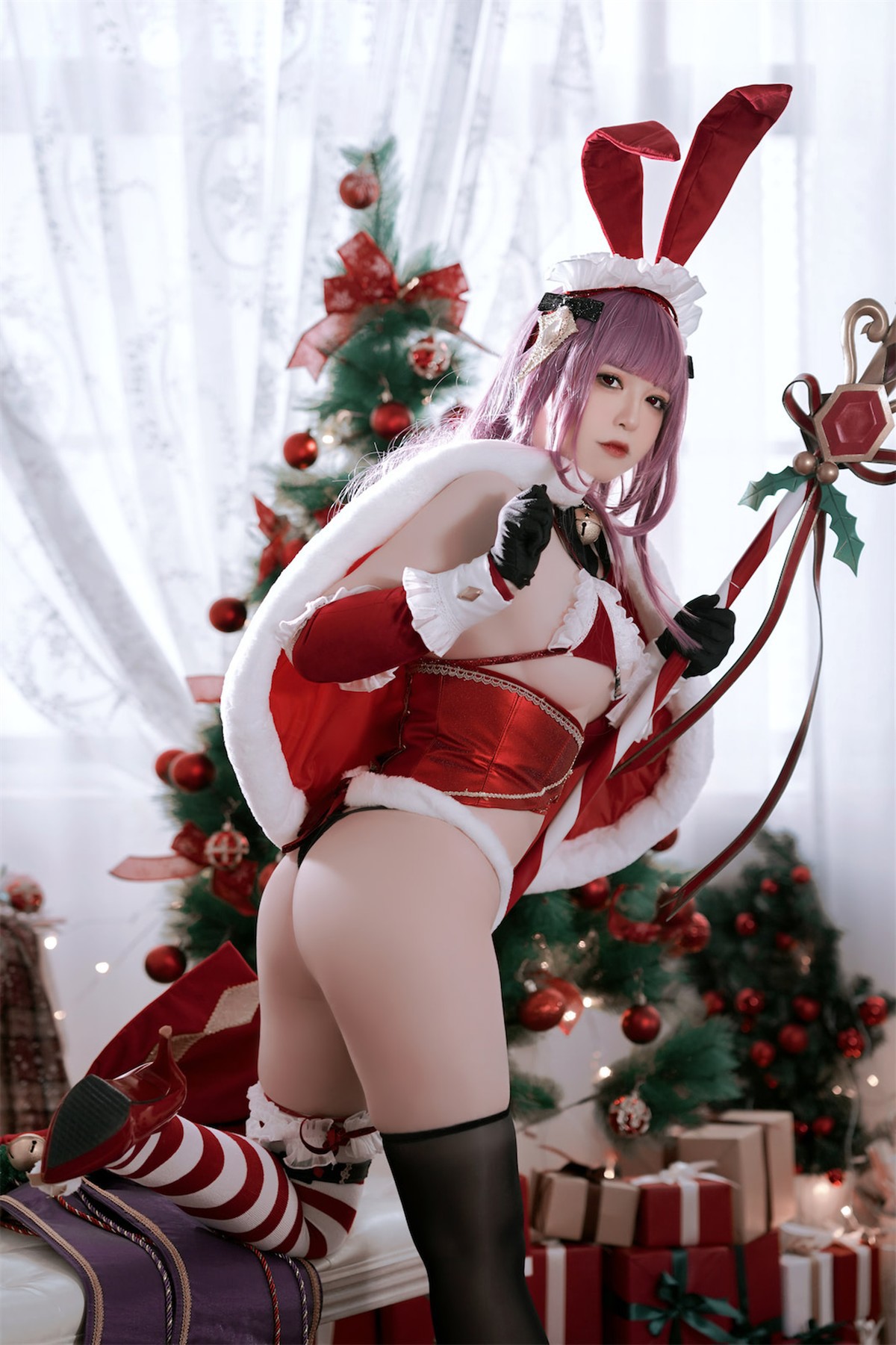 Cosplay 半半子 Christmas Bunny Aike 16