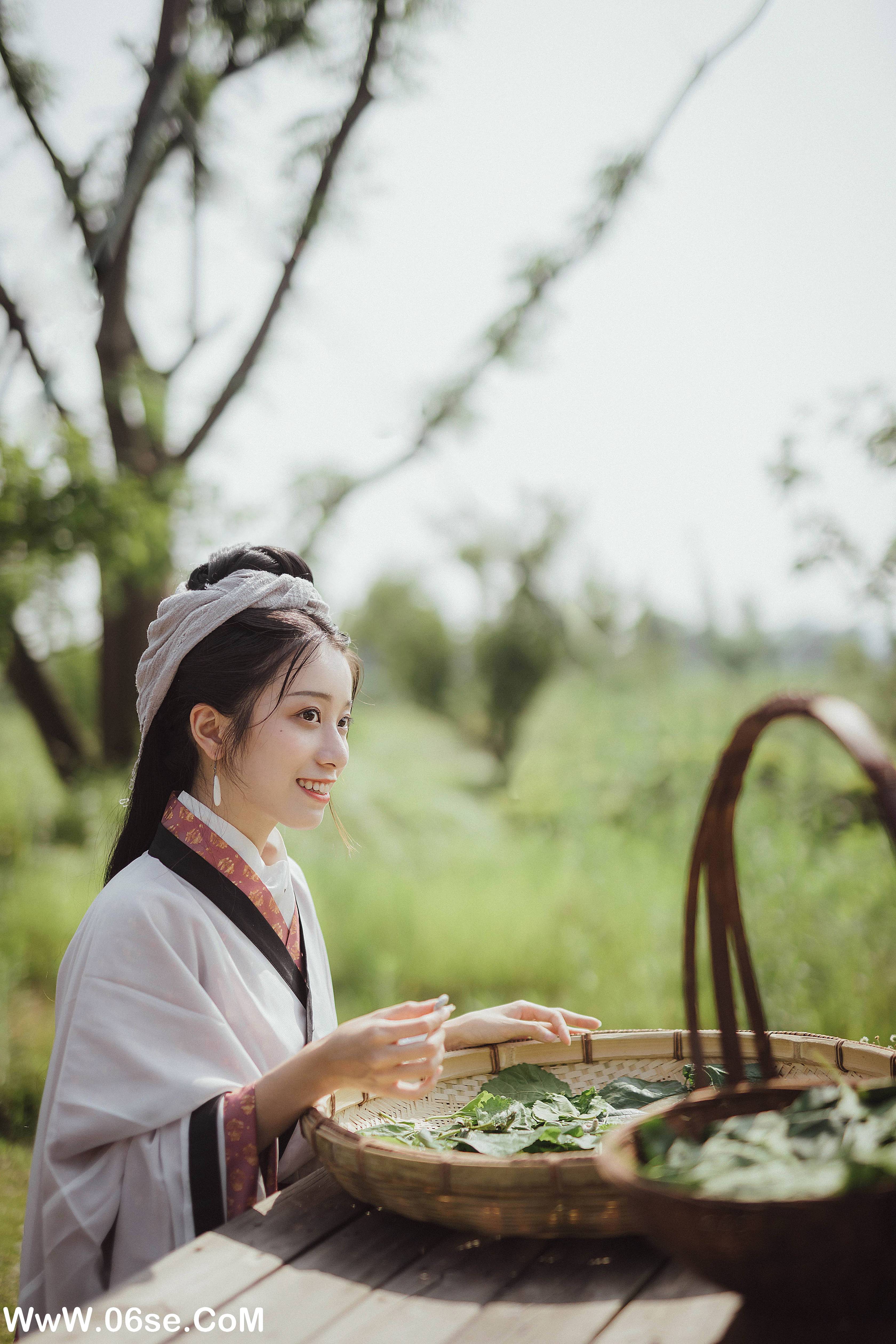图片[7]-[YITUYU艺图语]2022.01.01 罗敷 小清菡[24+1P／339MB]-六色网