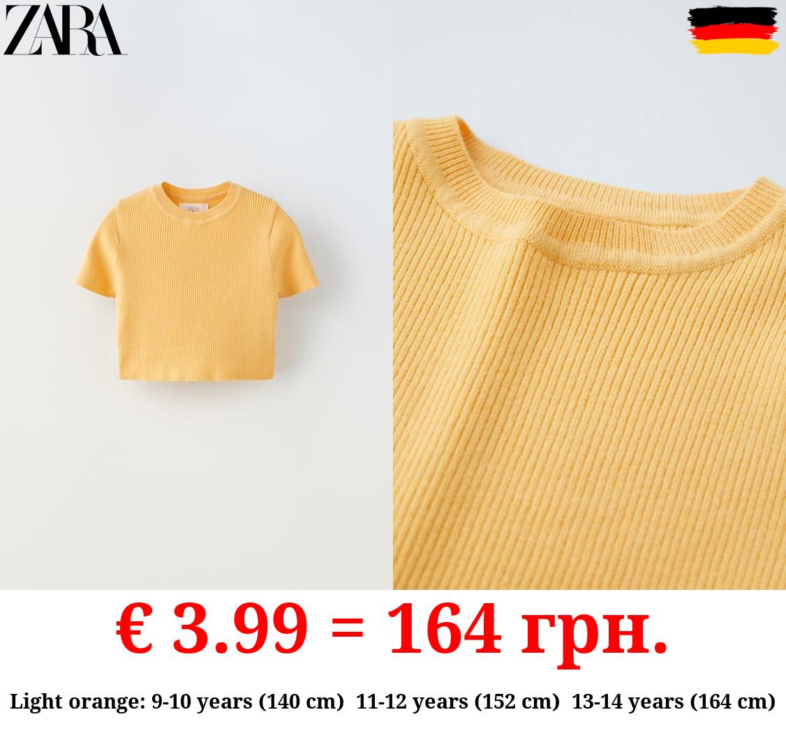 RIBBED CROPPED T-SHIRT