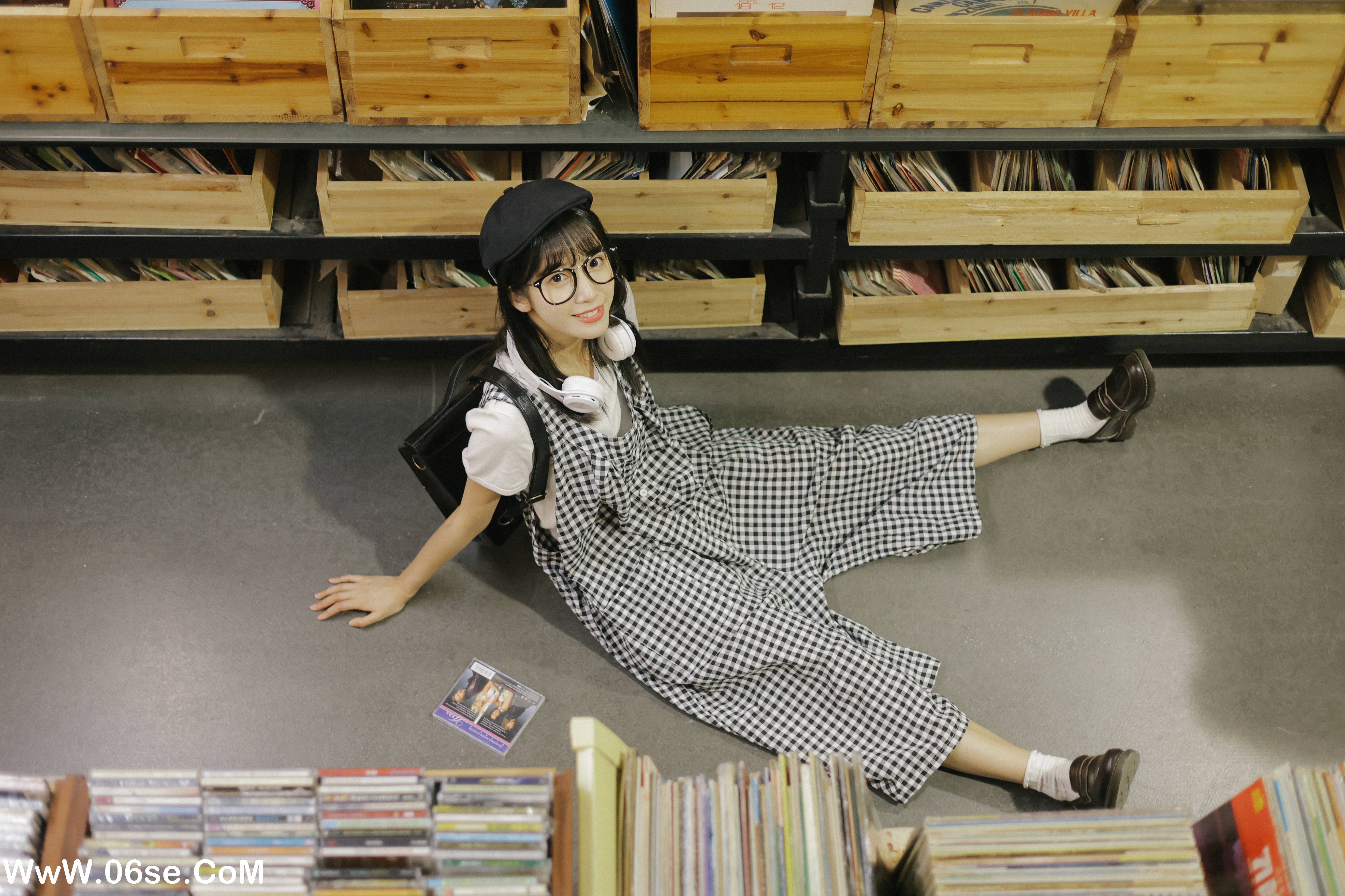 图片[25]-[YITUYU艺图语]2022.08.16 黑胶唱片的小时光 一只阿梦崽[42+1P／334MB]-六色网