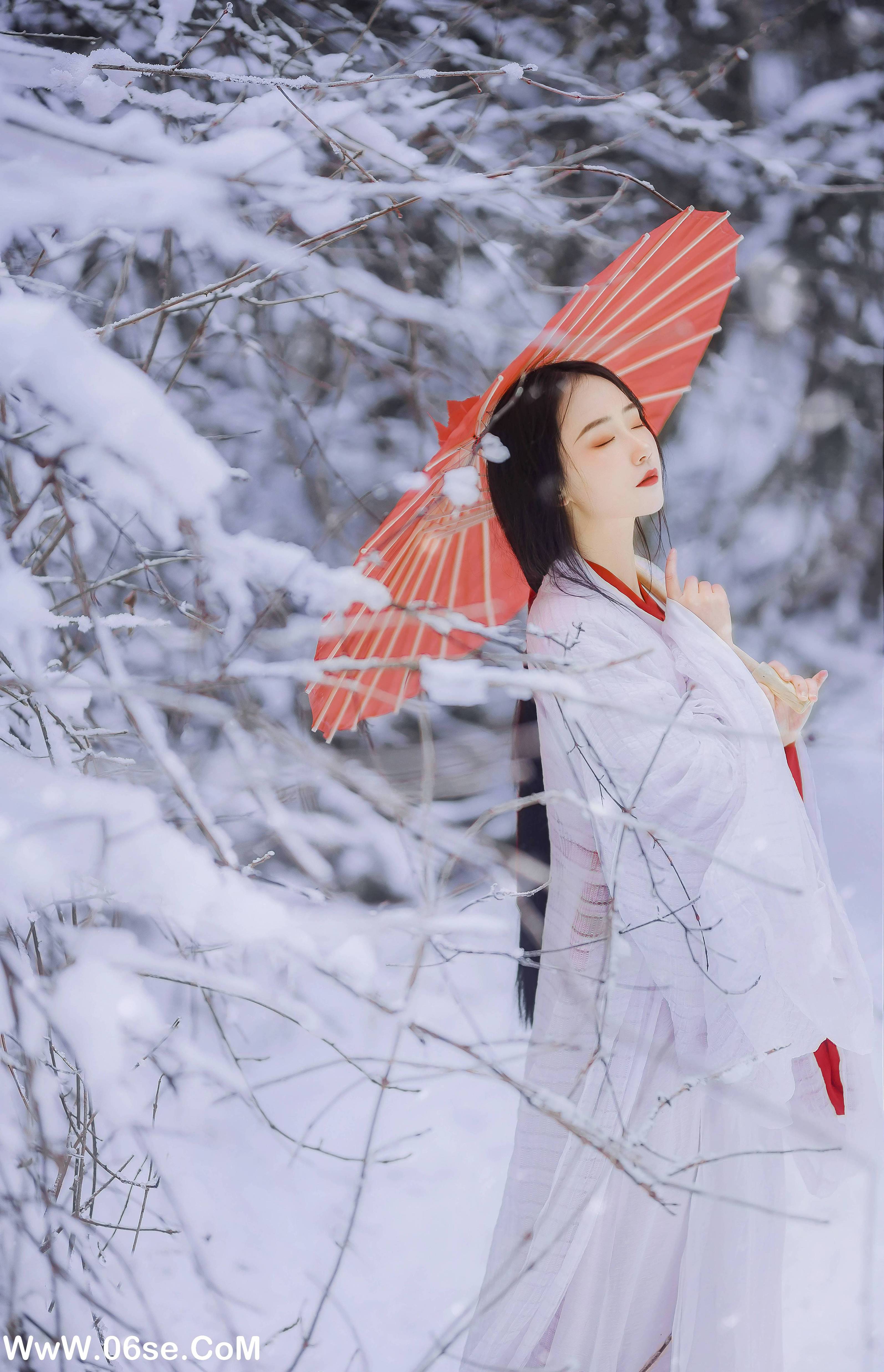 图片[18]-[YITUYU艺图语]2022.12.08 北国寒 灿暖暖暖[19+1P／198MB]-六色网