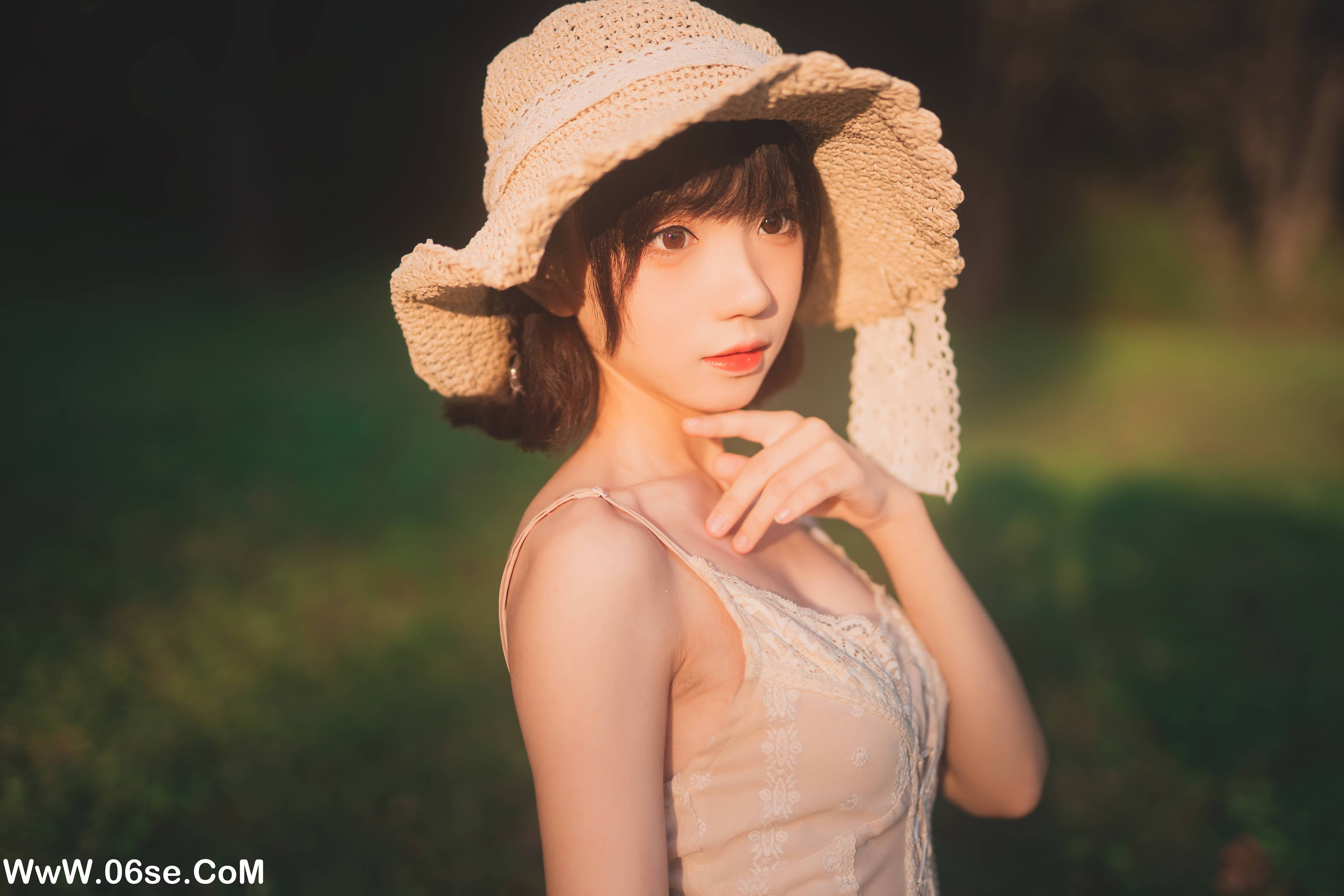 图片[21]-[YITUYU艺图语]2022.06.09 贩卖黄昏 花柒Hana[26P-467.4MB]-六色网