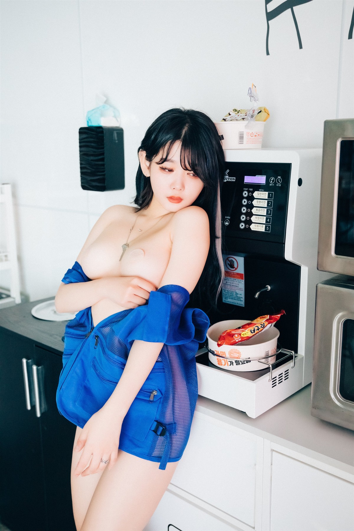 ZIA.Kwon 권지아, [Loozy] Part time Set.03 37
