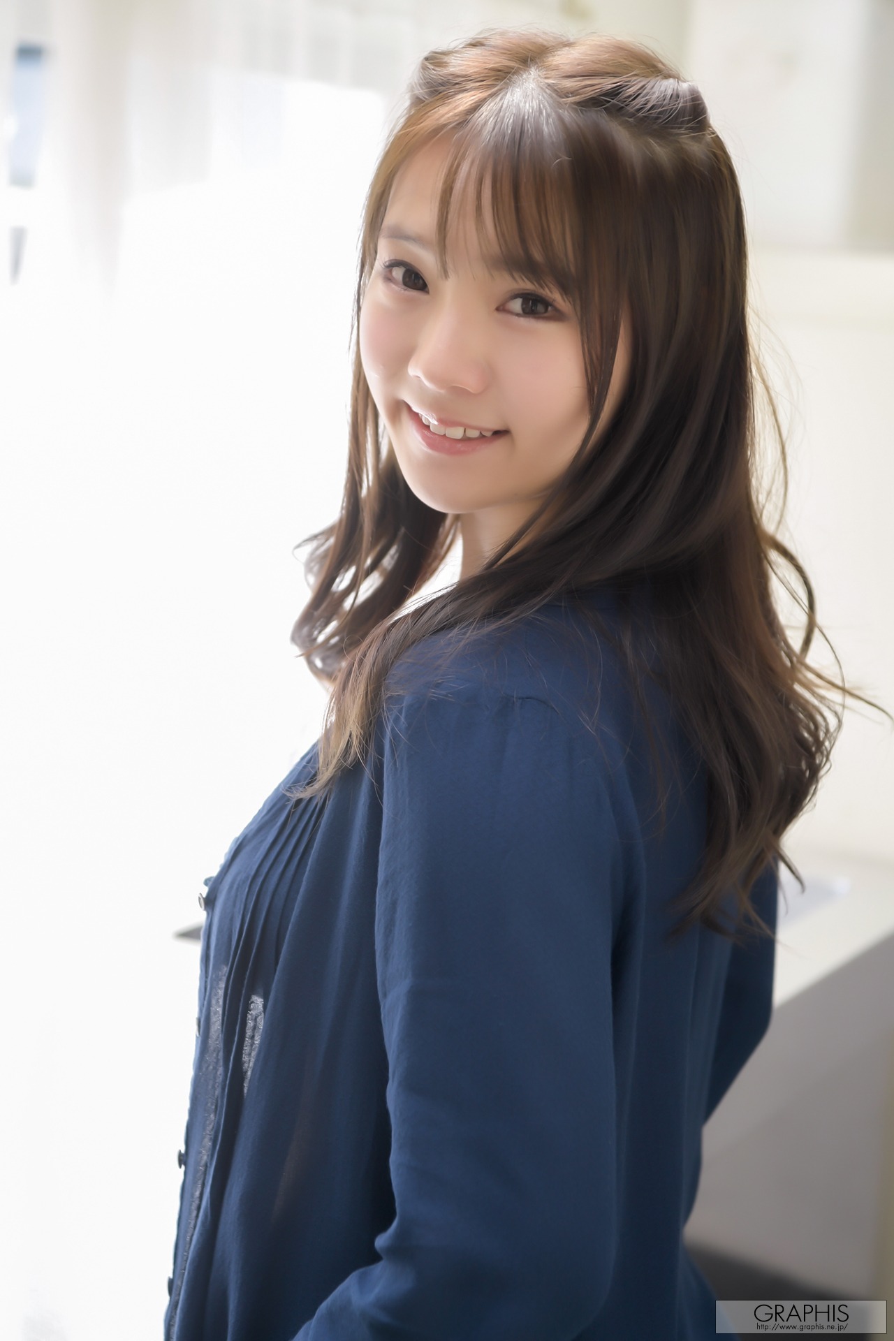 [Graphis] First Gravure - Uta Hayano はやのうた 141P 128